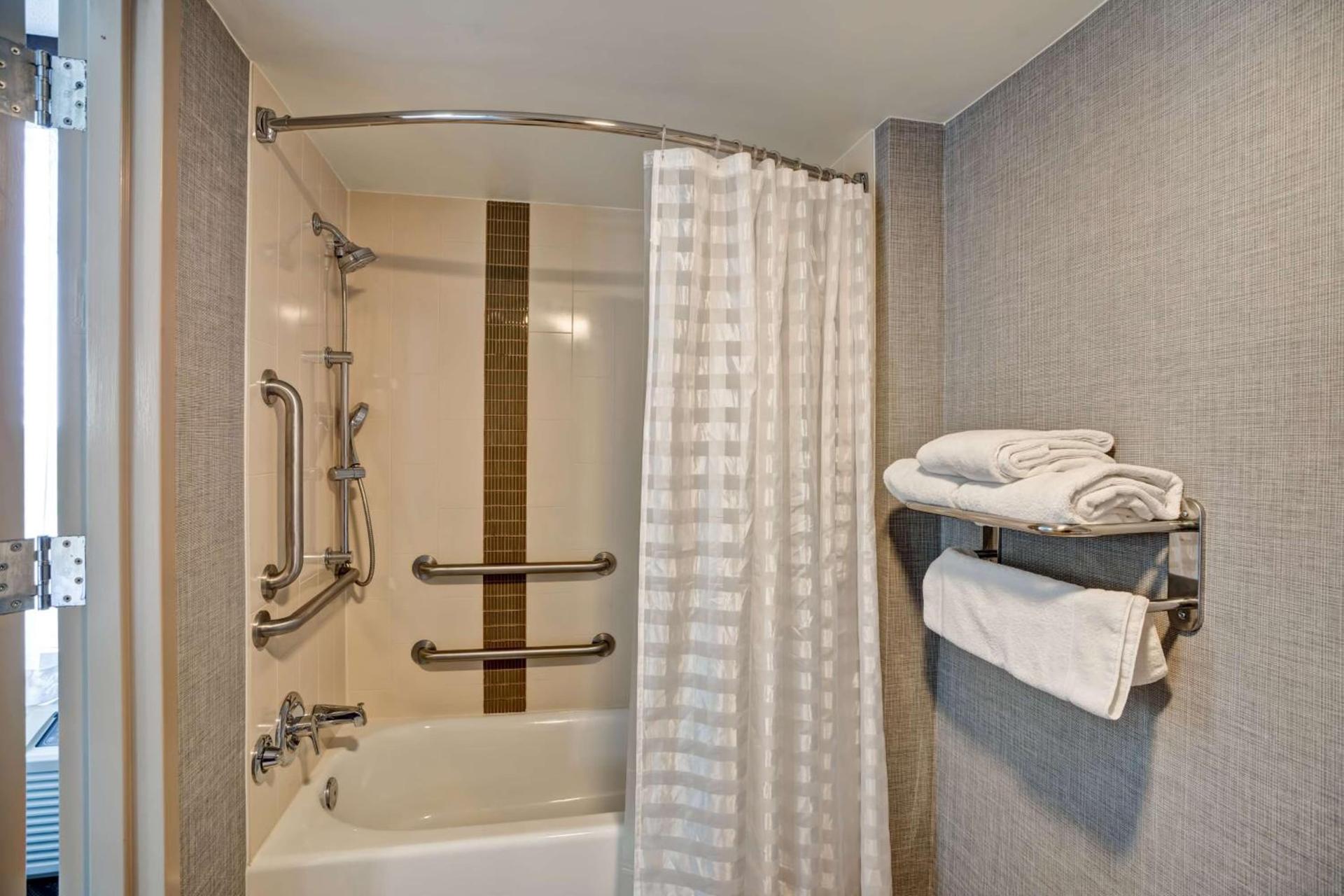 Hyatt Place Baltimore/BWI Airport photo 14