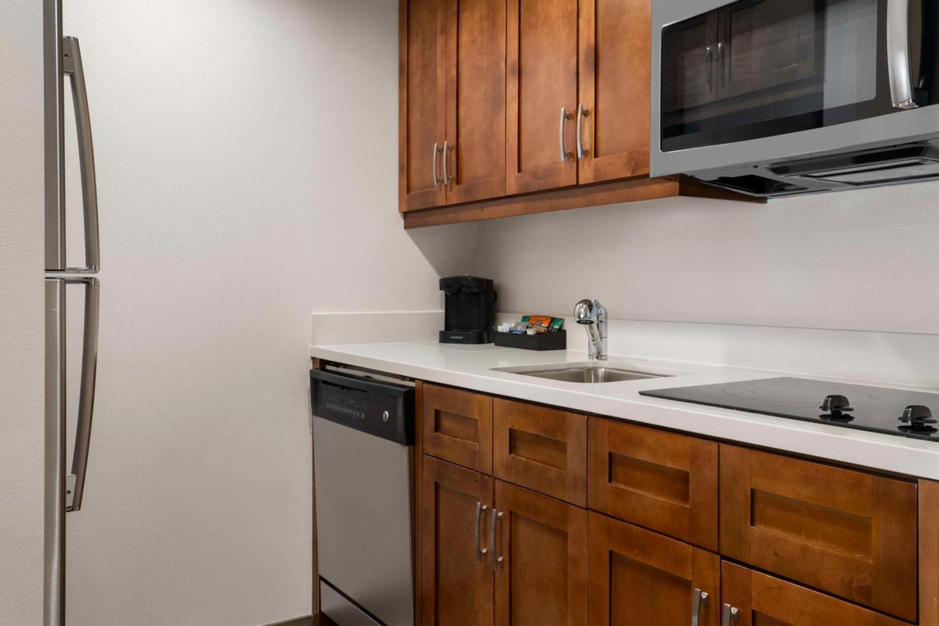 Homewood Suites by Hilton Boston Brookline-Longwood Medical photo 52