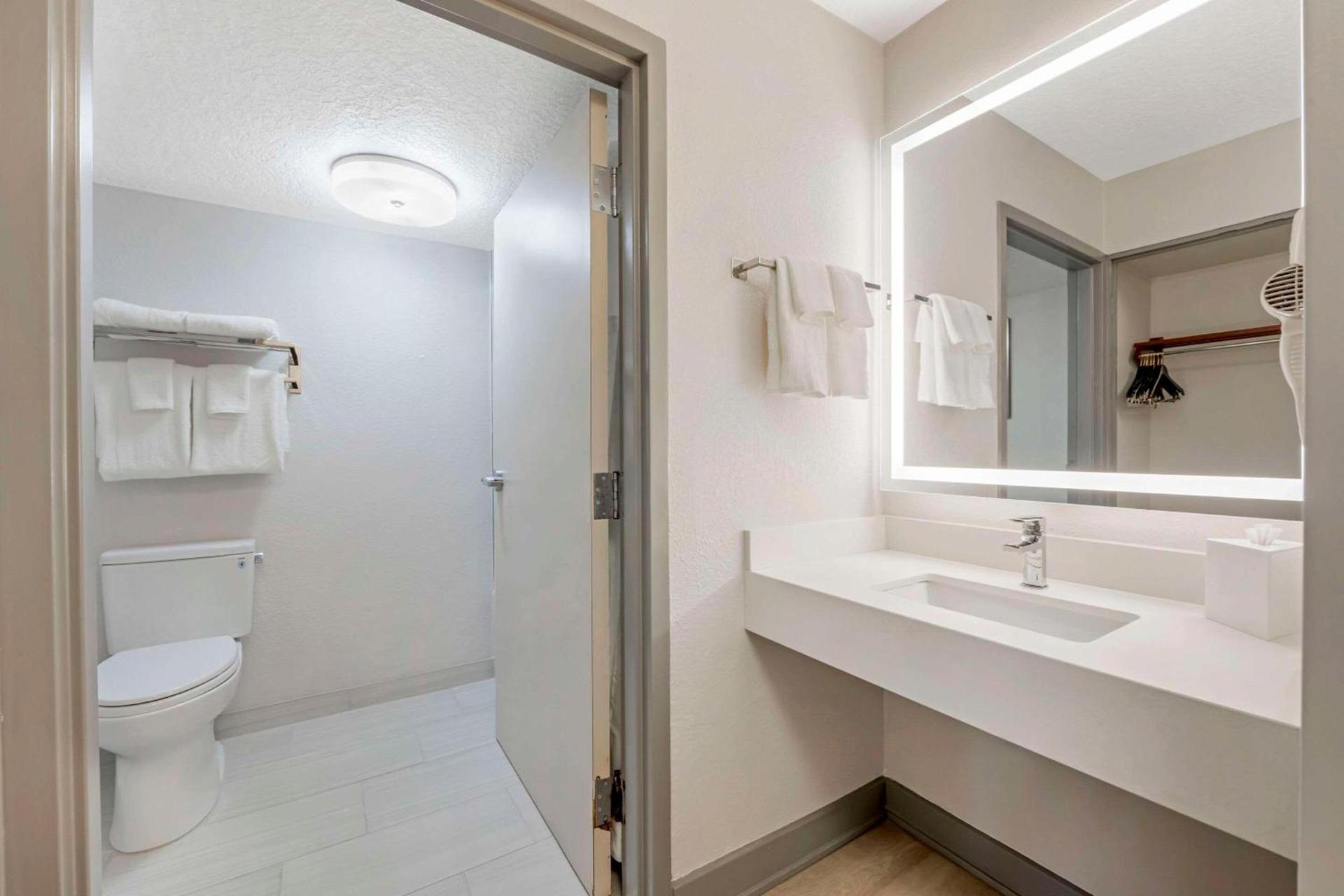 City Express by Marriott Orlando International Drive photo 6