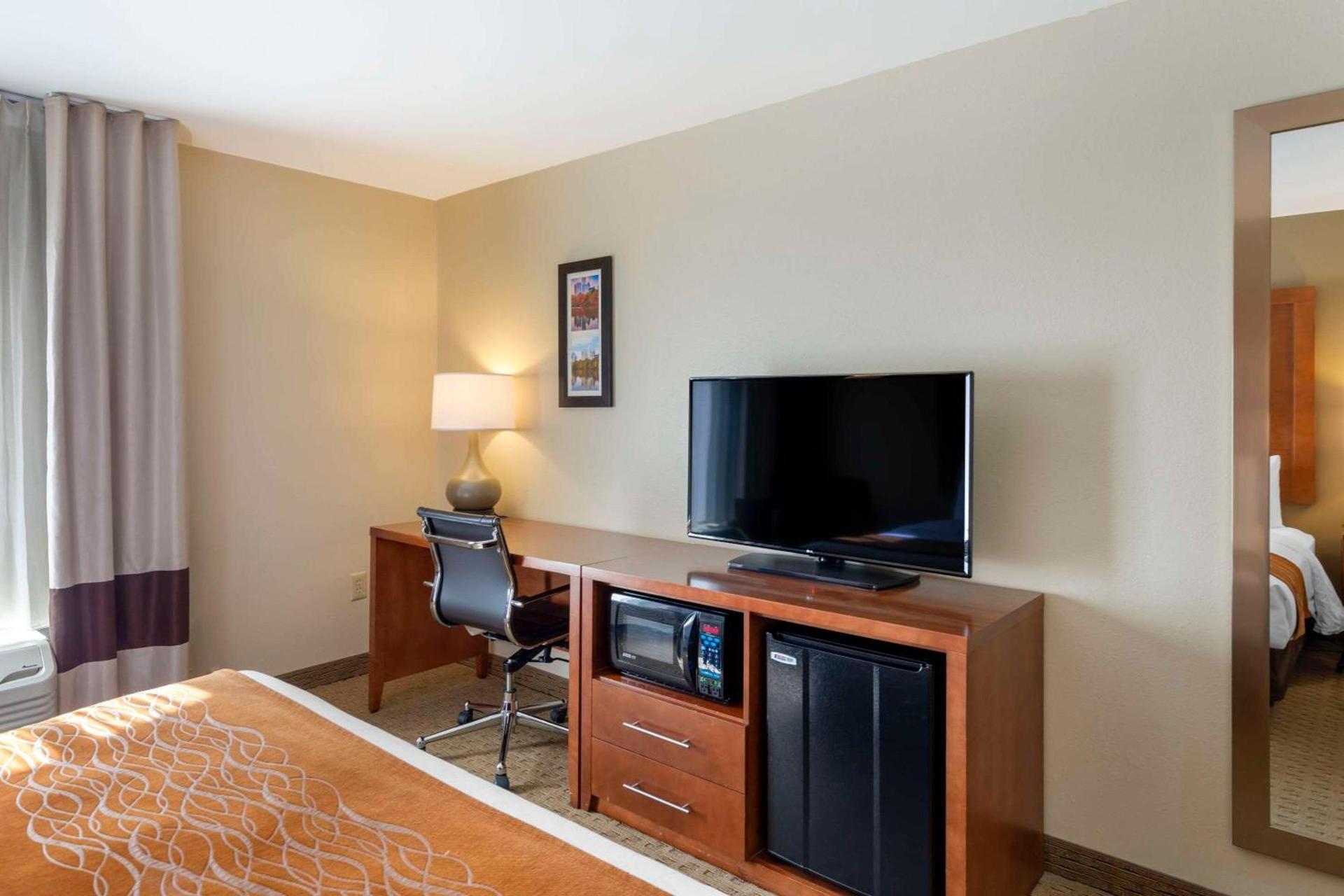 Comfort Inn Kennesaw photo 9