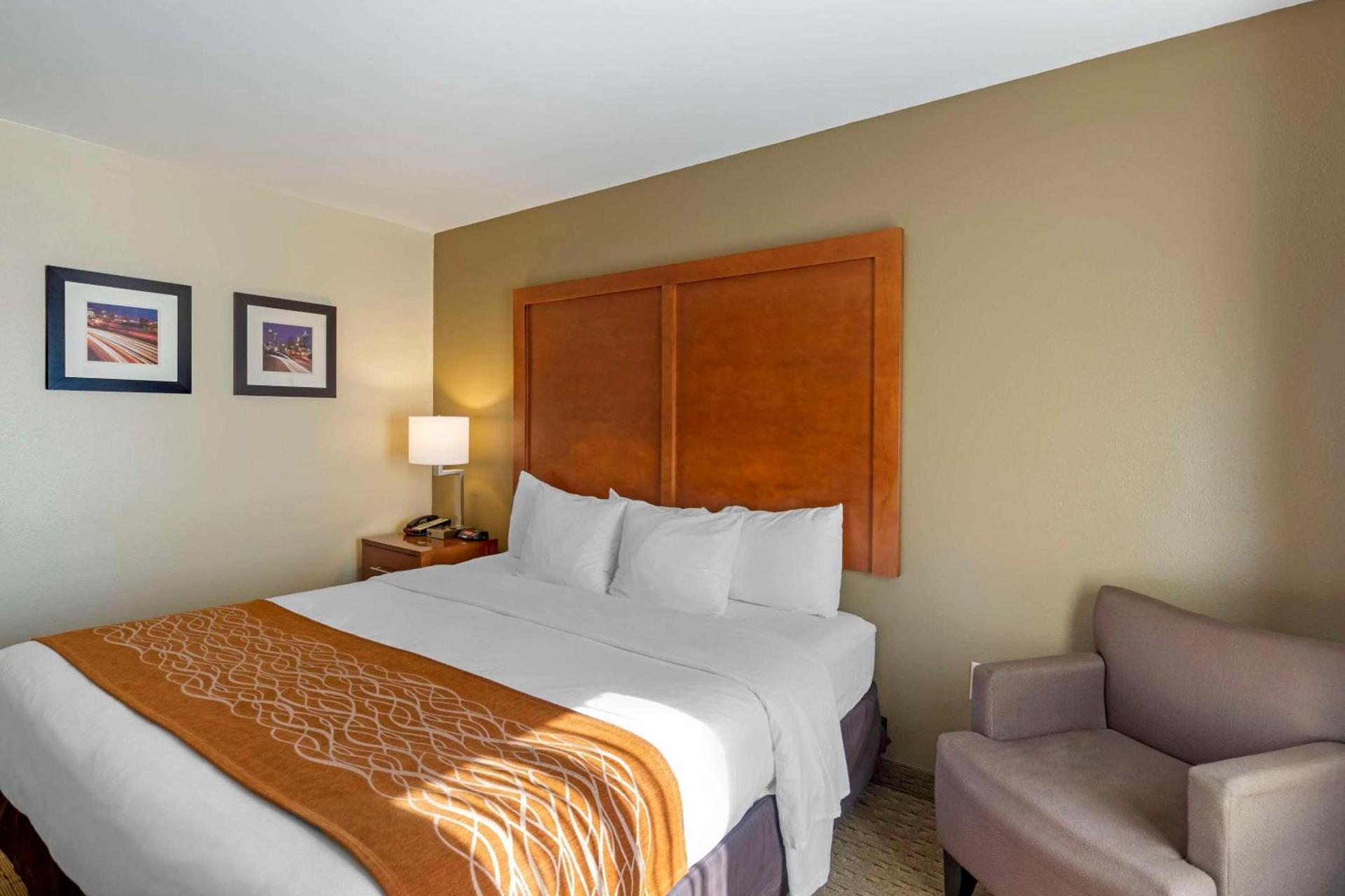Comfort Inn Kennesaw photo 8