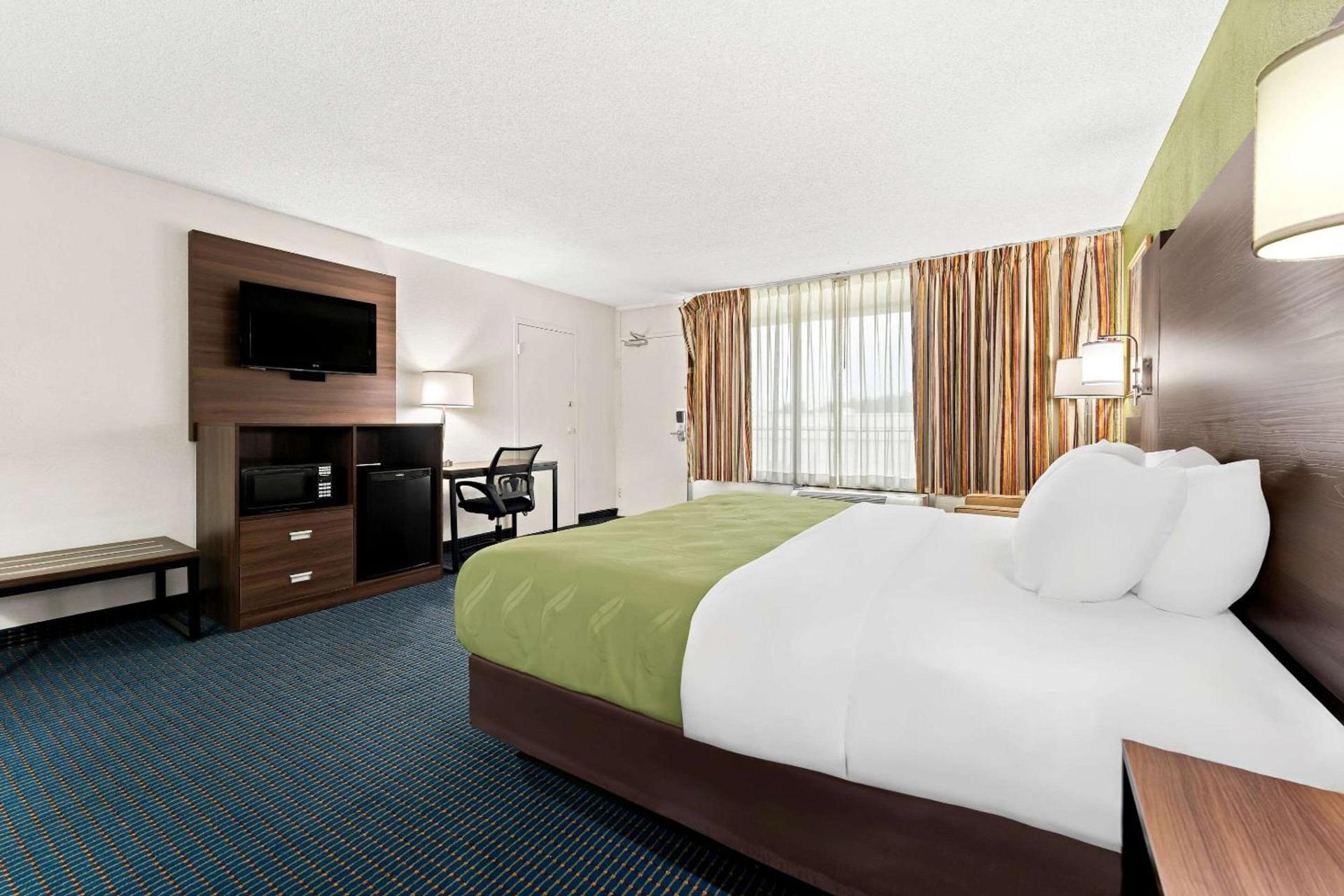 Quality Inn Americus photo 13