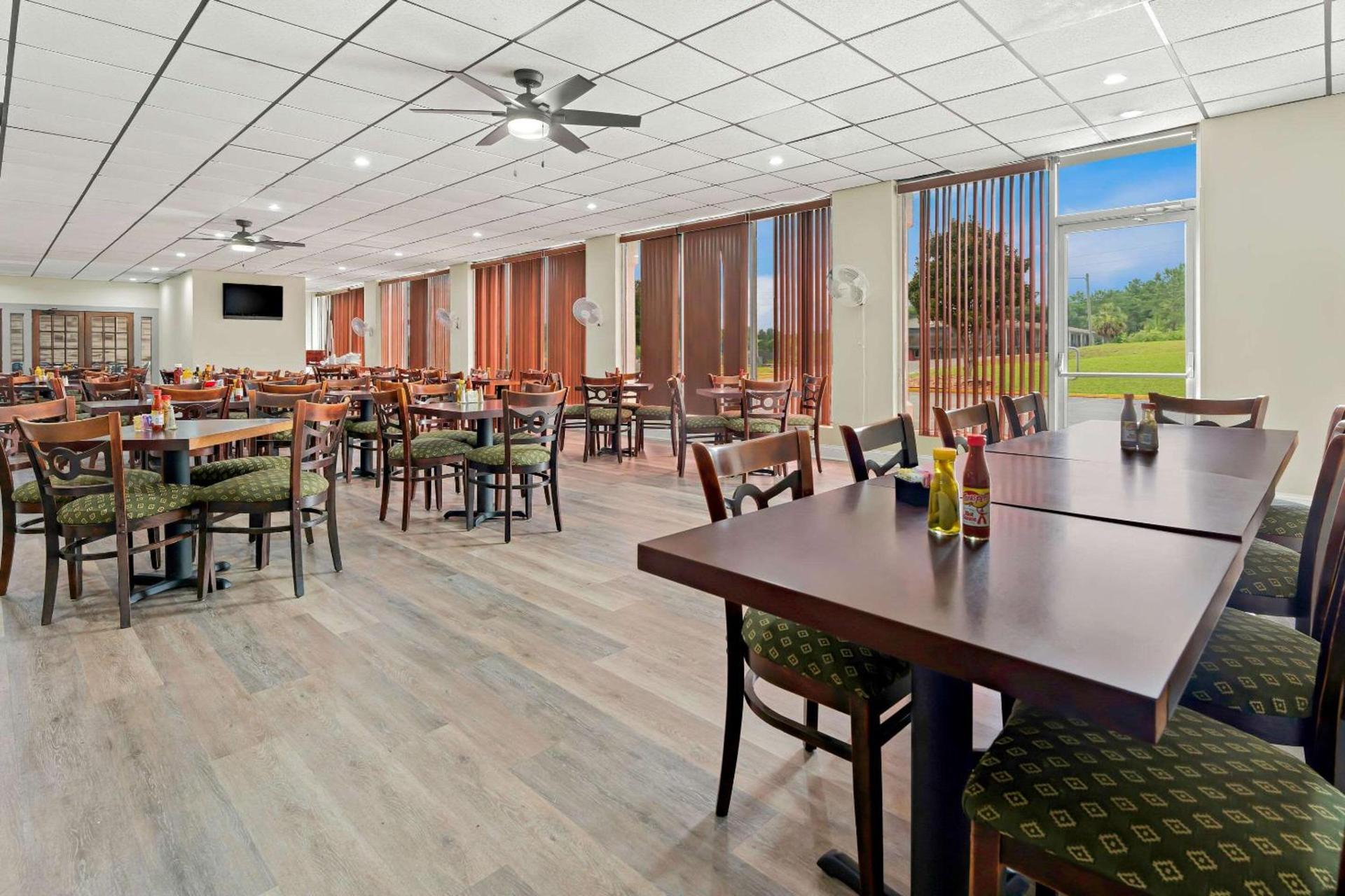 Quality Inn Americus photo 23