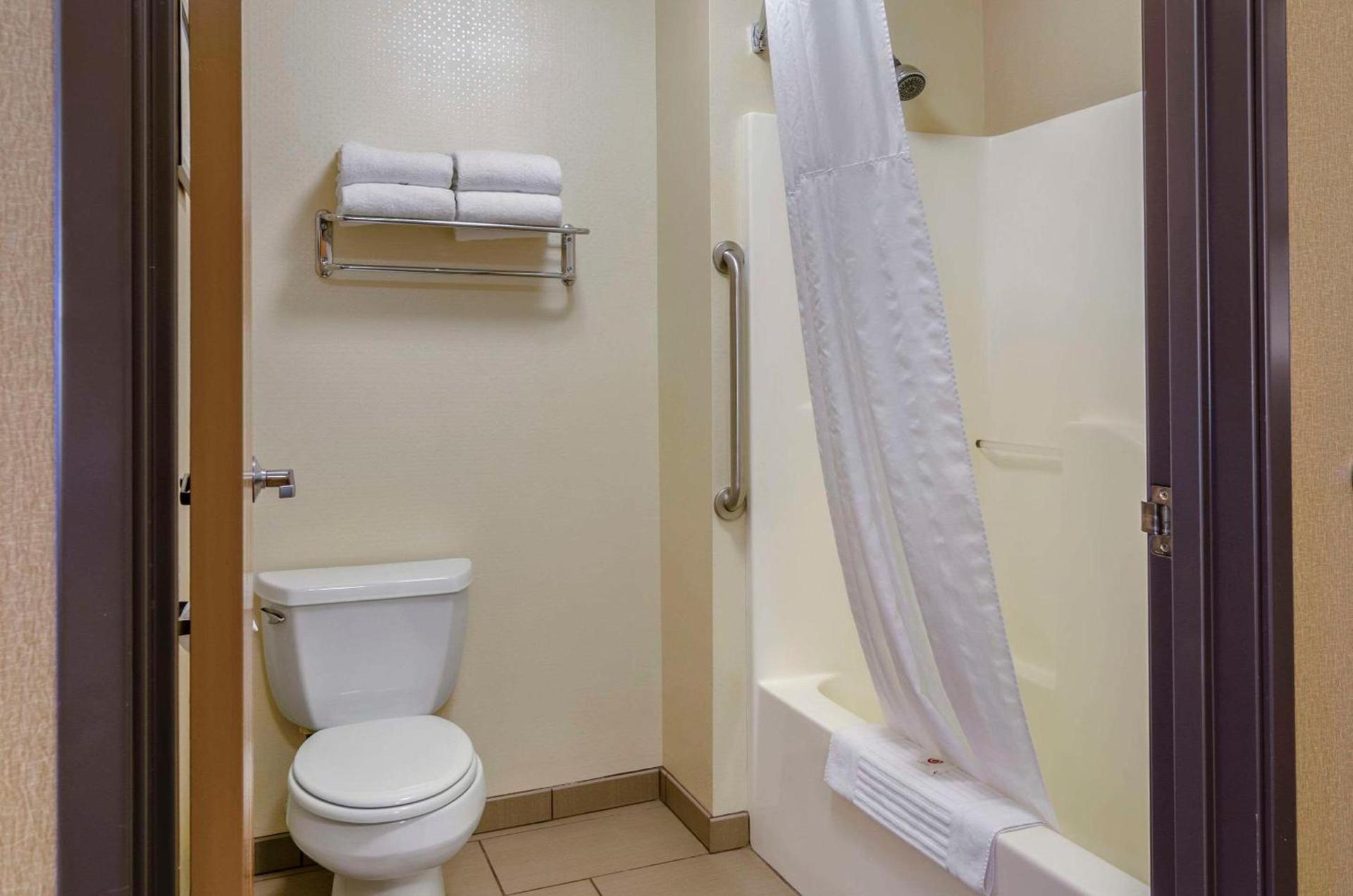 Comfort Inn Bozeman near University photo 9