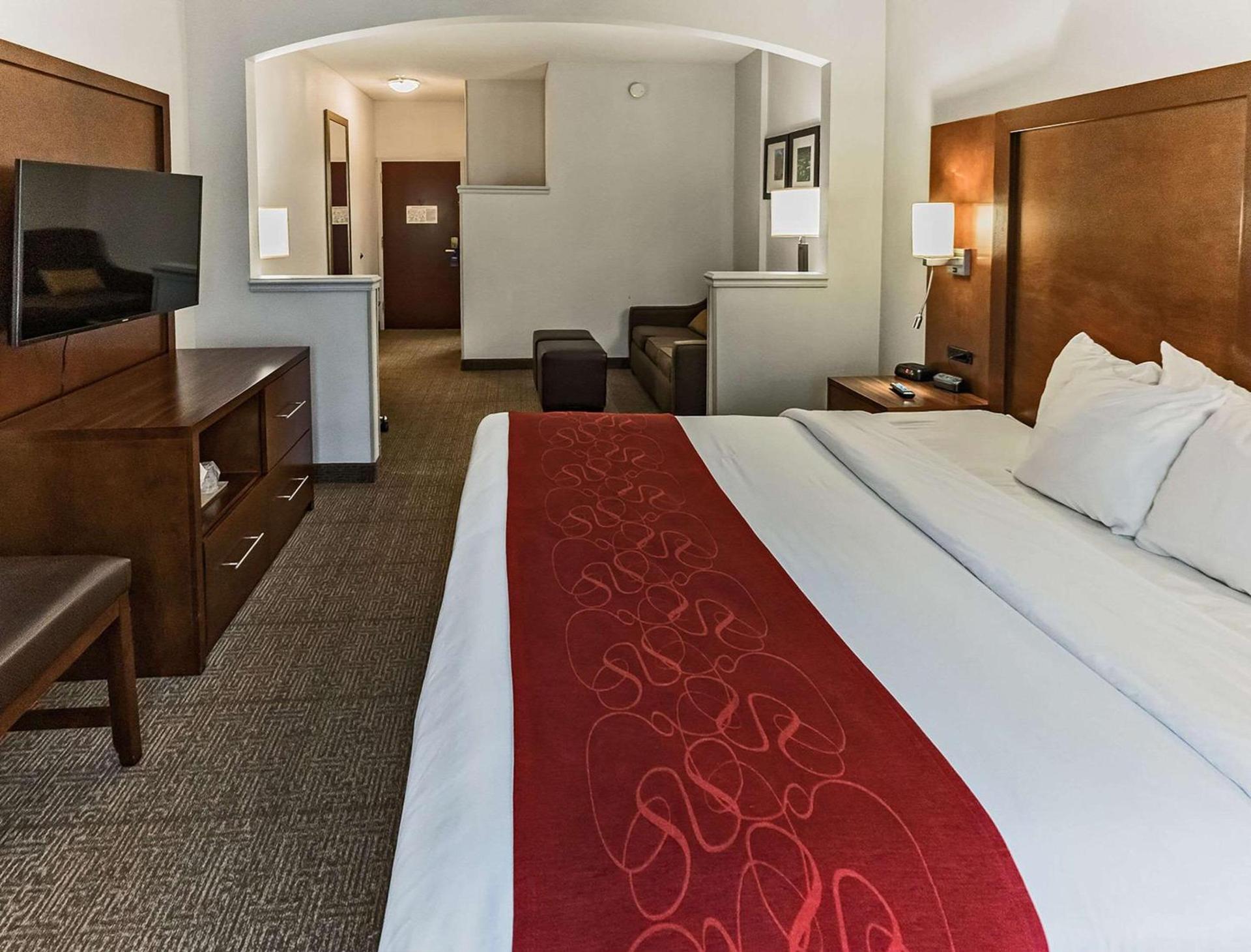 Comfort Suites Salisbury I-85 photo 15
