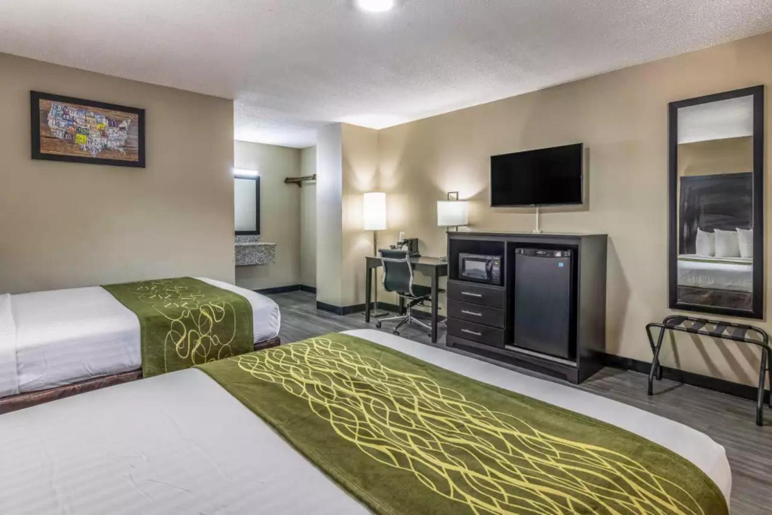 Americas Best Value Inn Opelika photo 17