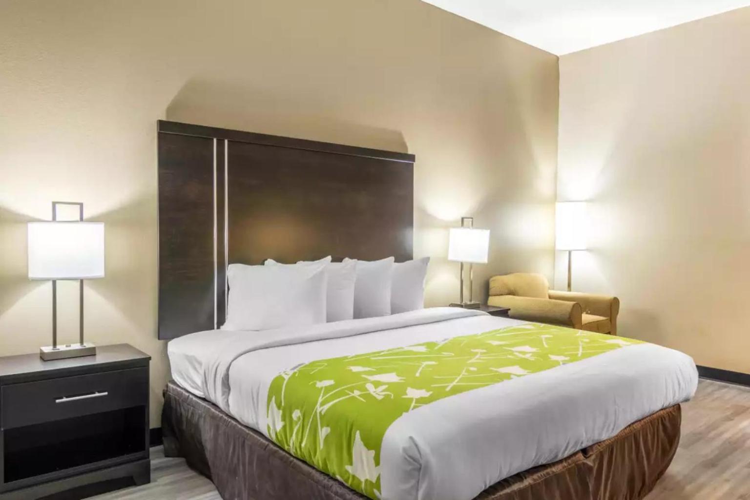 Americas Best Value Inn Opelika photo 22