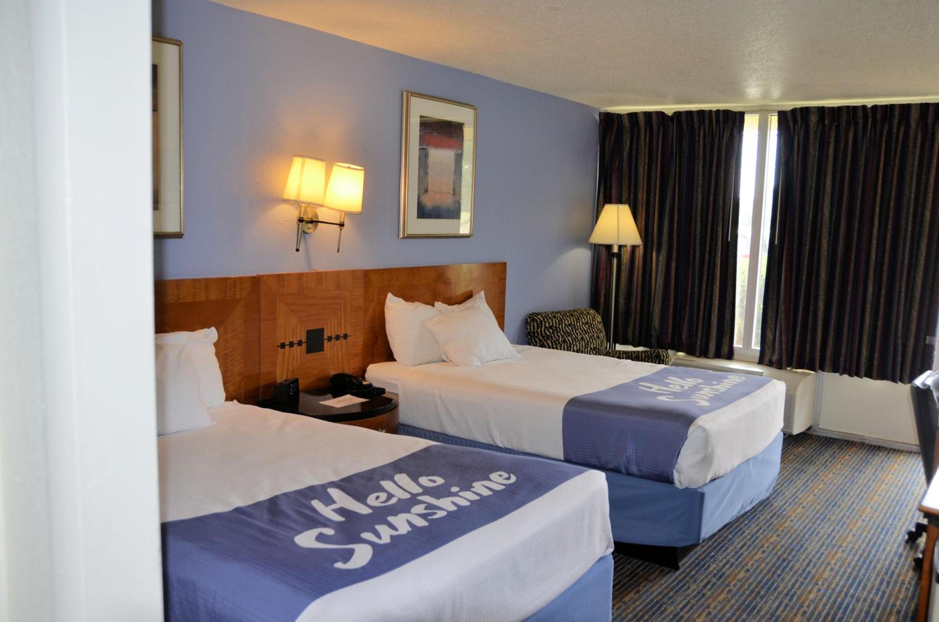 Days Inn by Wyndham Luray Shenandoah photo 42