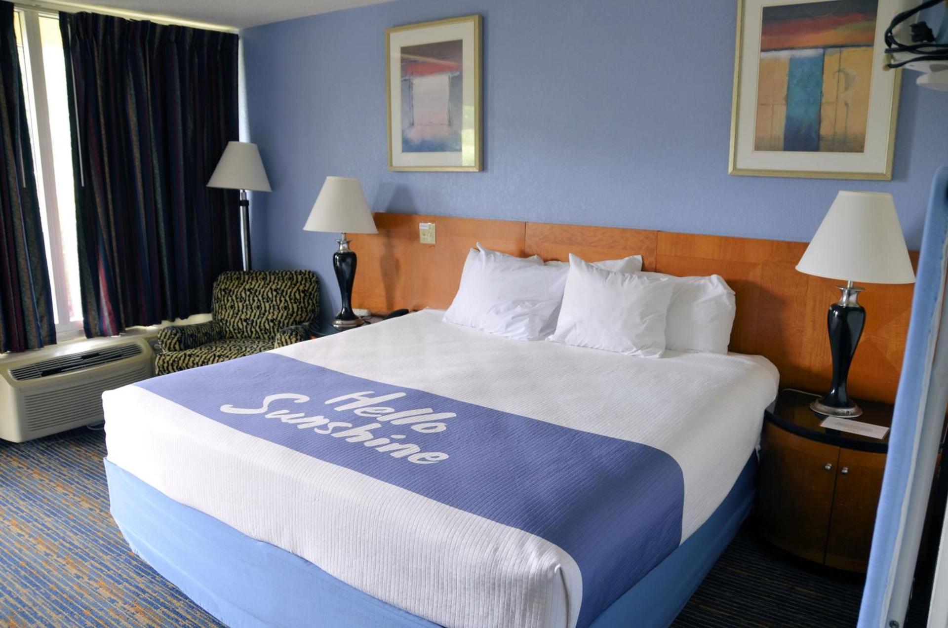 Days Inn by Wyndham Luray Shenandoah photo 43