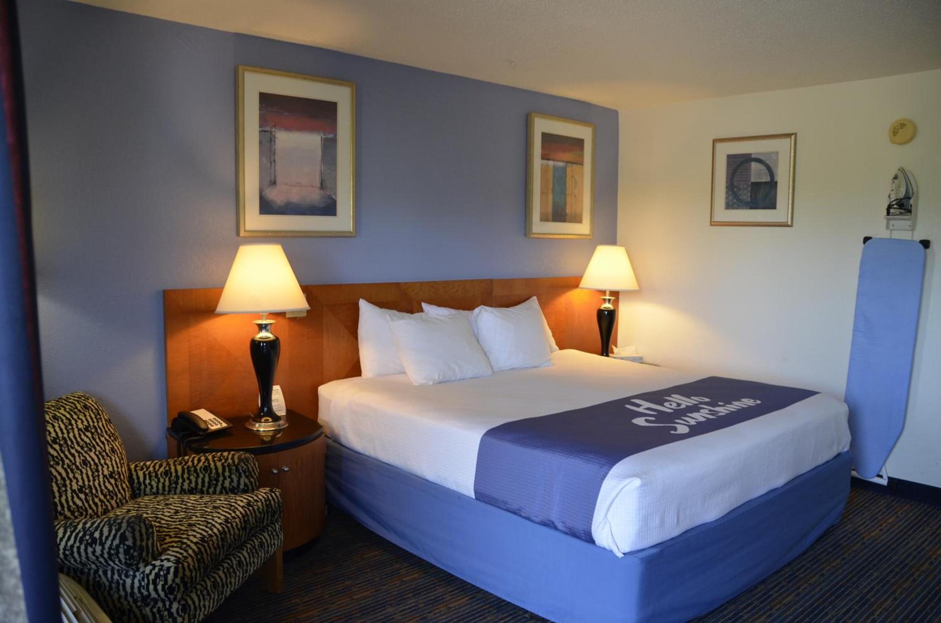 Days Inn by Wyndham Luray Shenandoah photo 62