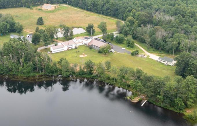 Lake Shore Farm Inn photo 48