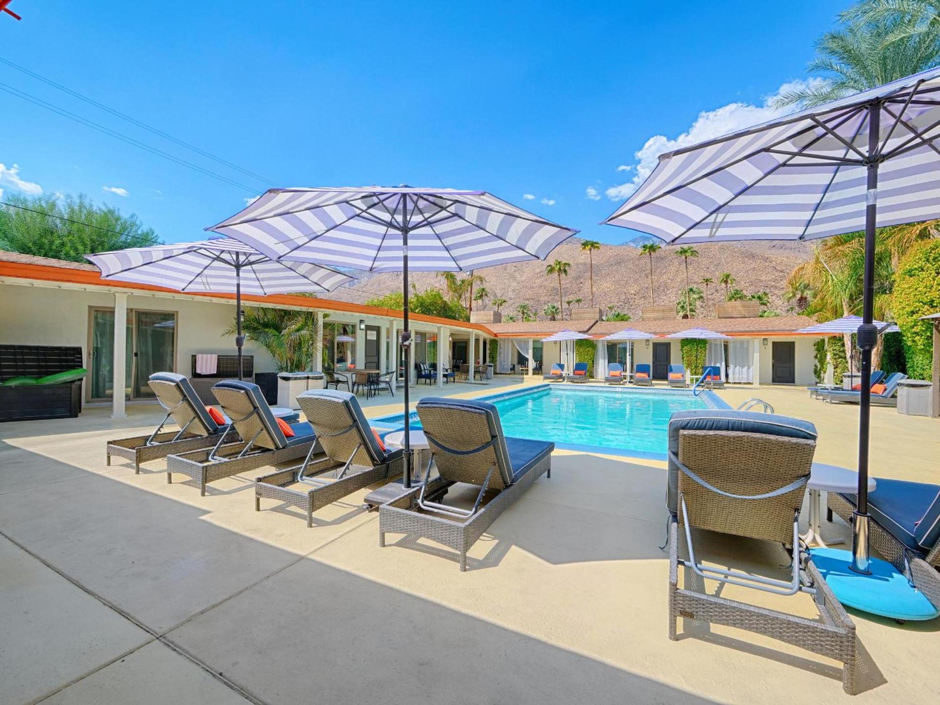 Little Paradise Hotel photo 17