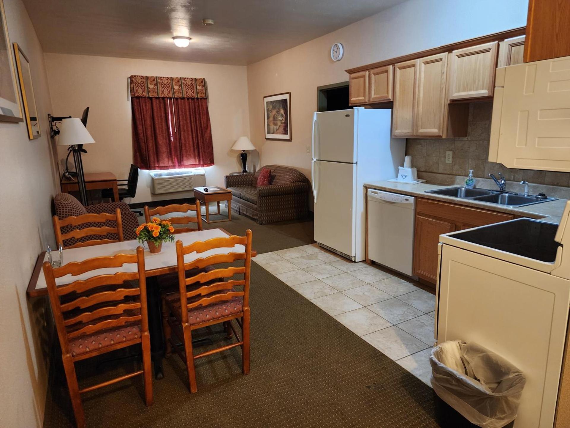 Days Inn by Wyndham Luray Shenandoah photo 92