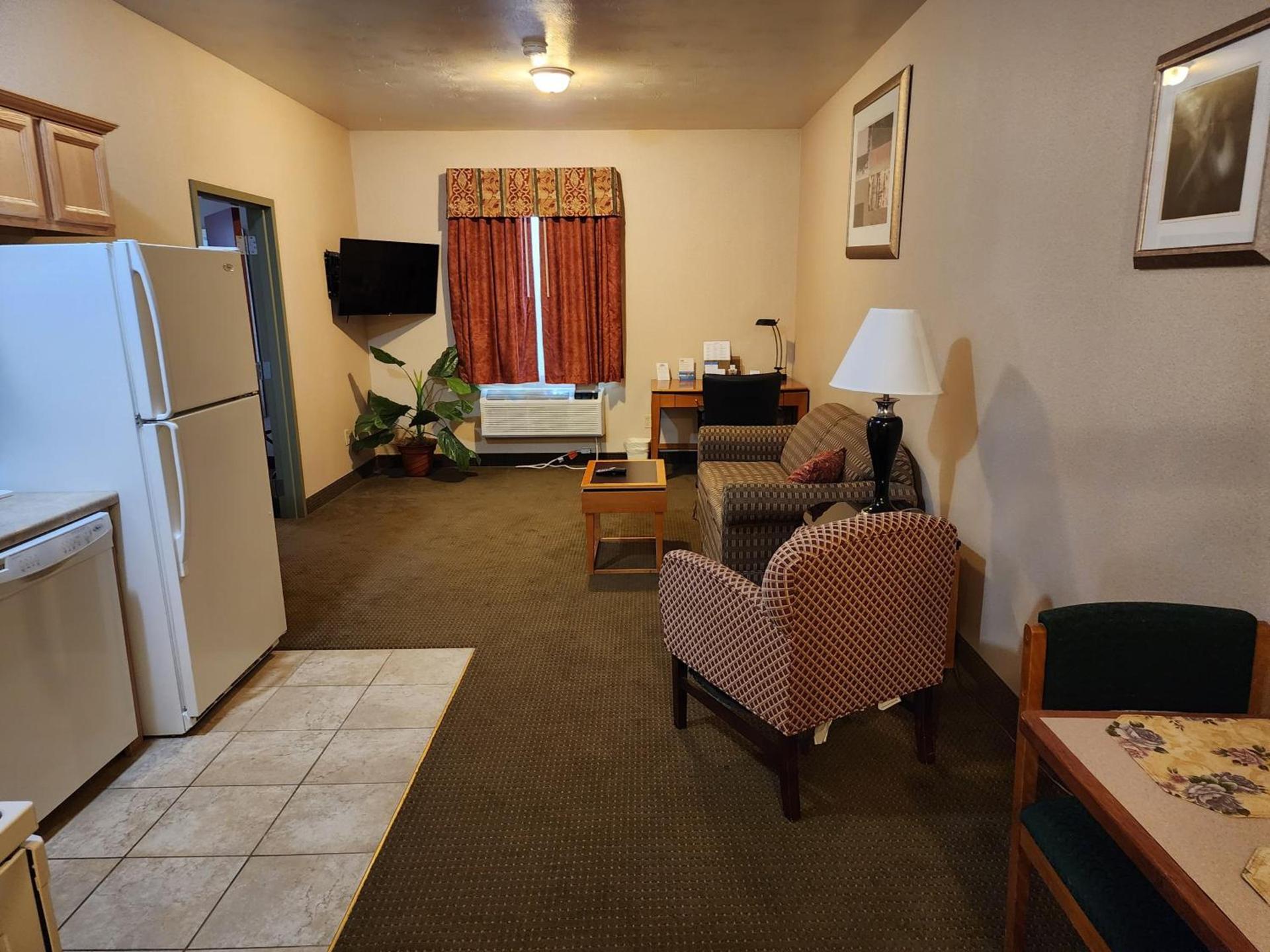 Days Inn by Wyndham Luray Shenandoah photo 87