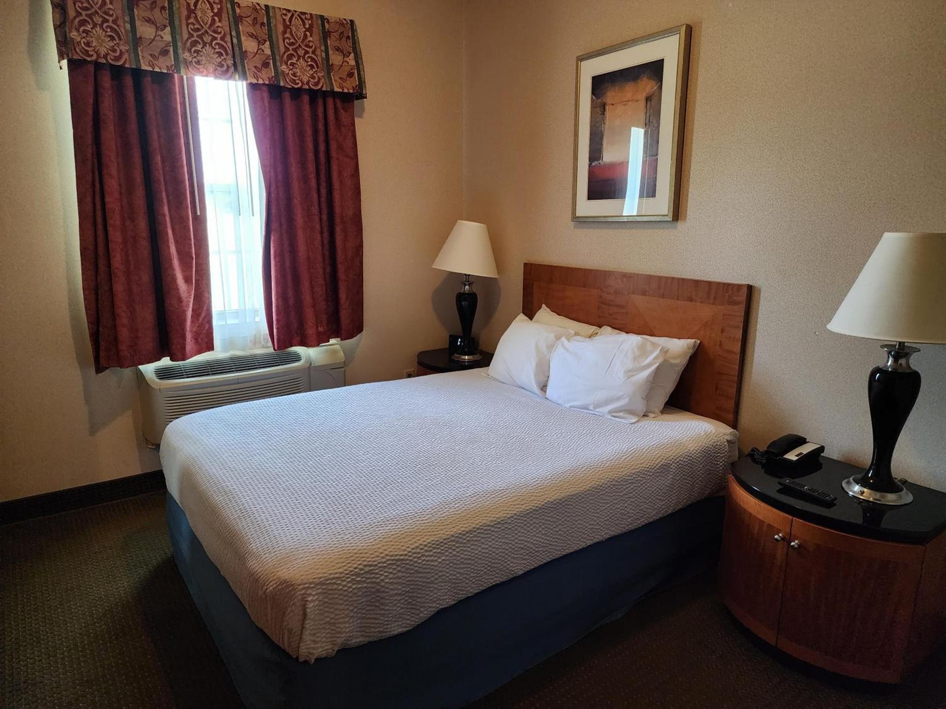 Days Inn by Wyndham Luray Shenandoah photo 98