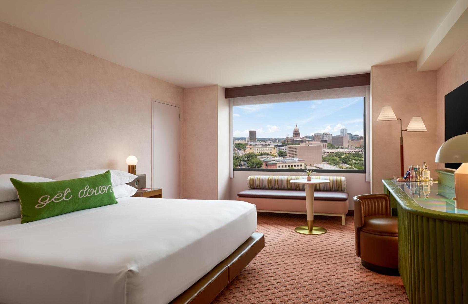 Renaissance Austin Downtown Hotel photo 32