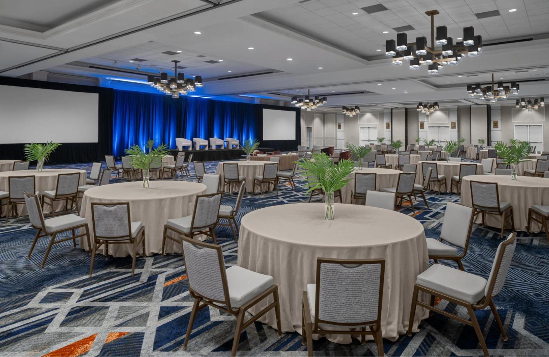 Renaissance Austin Downtown Hotel photo 18