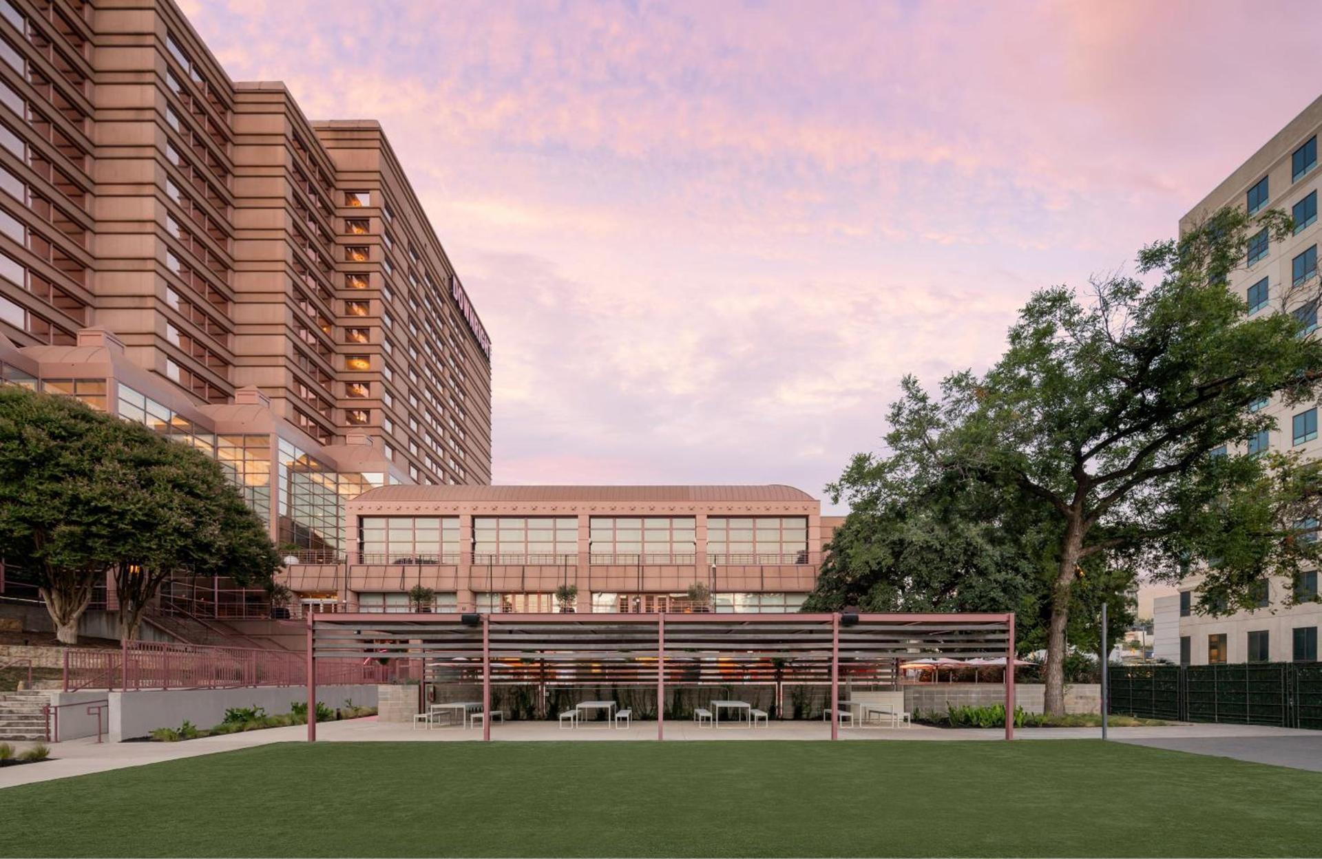 Renaissance Austin Downtown Hotel photo 35