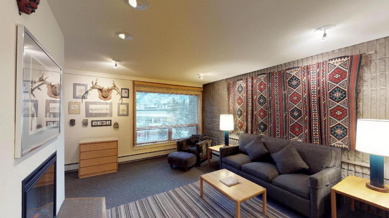 Vail 21 - CoralTree Residence Collection photo 25