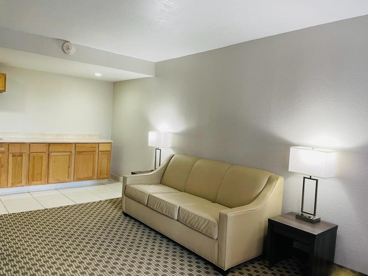 SureStay by Best Western Irving Grapevine DFW North photo 53
