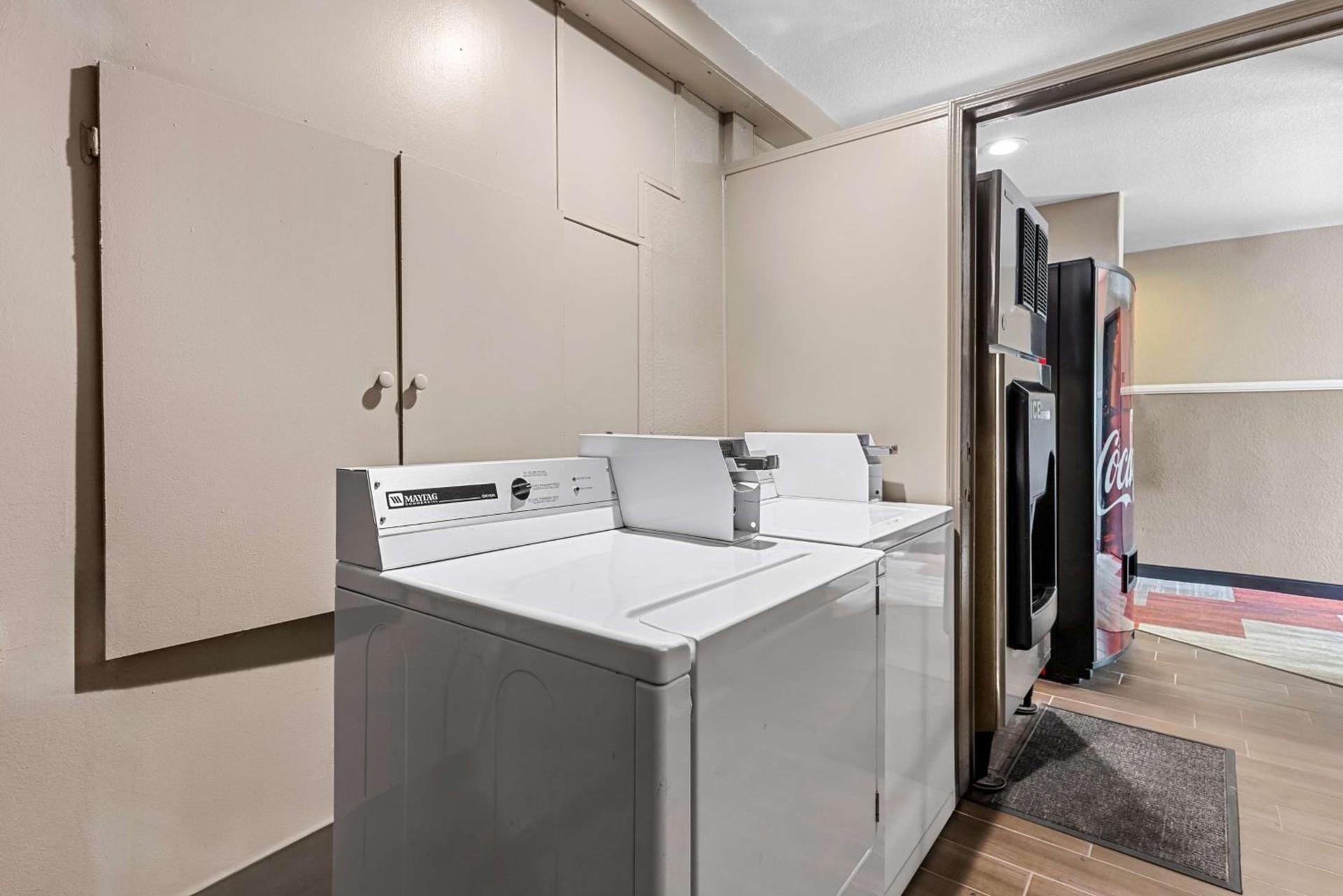Best Western Apache Junction Inn photo 2