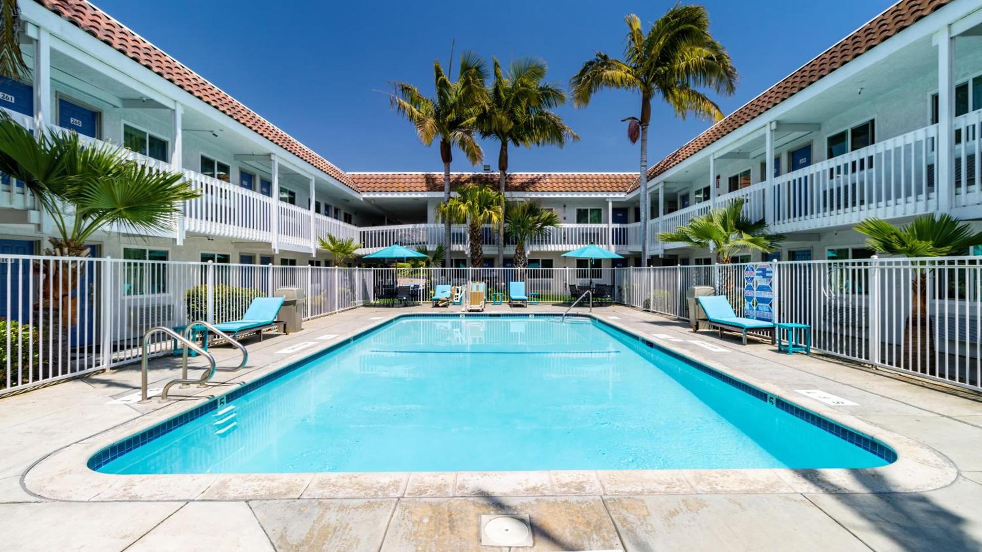 Studio 6 Suites Carpinteria, CA Santa Barbara South photo 20