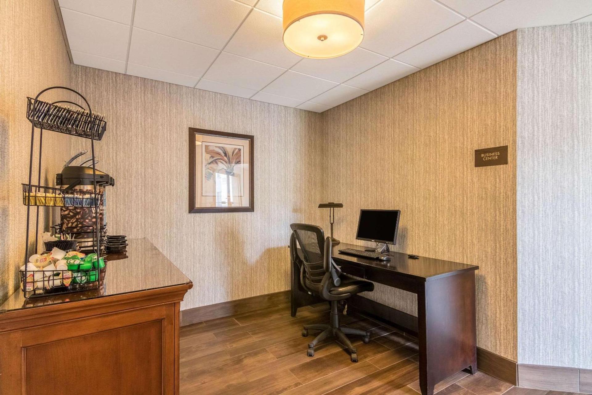 Comfort Inn Plymouth-Minneapolis photo 12