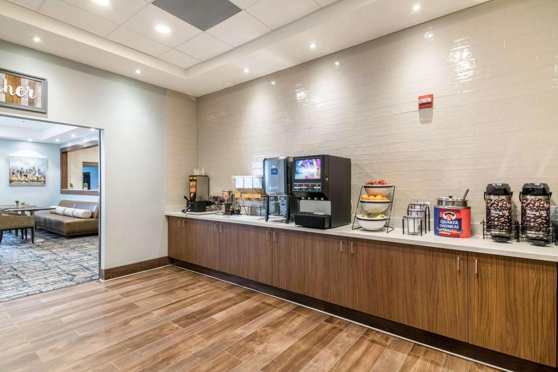 Comfort Inn Plymouth-Minneapolis photo 20