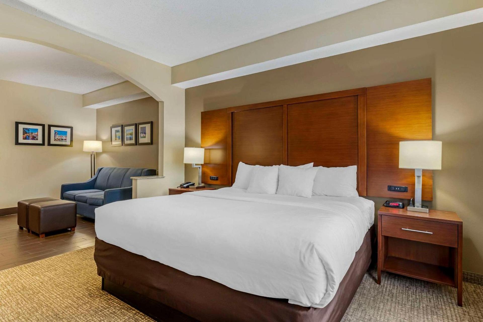 Comfort Inn & Suites Seguin photo 25