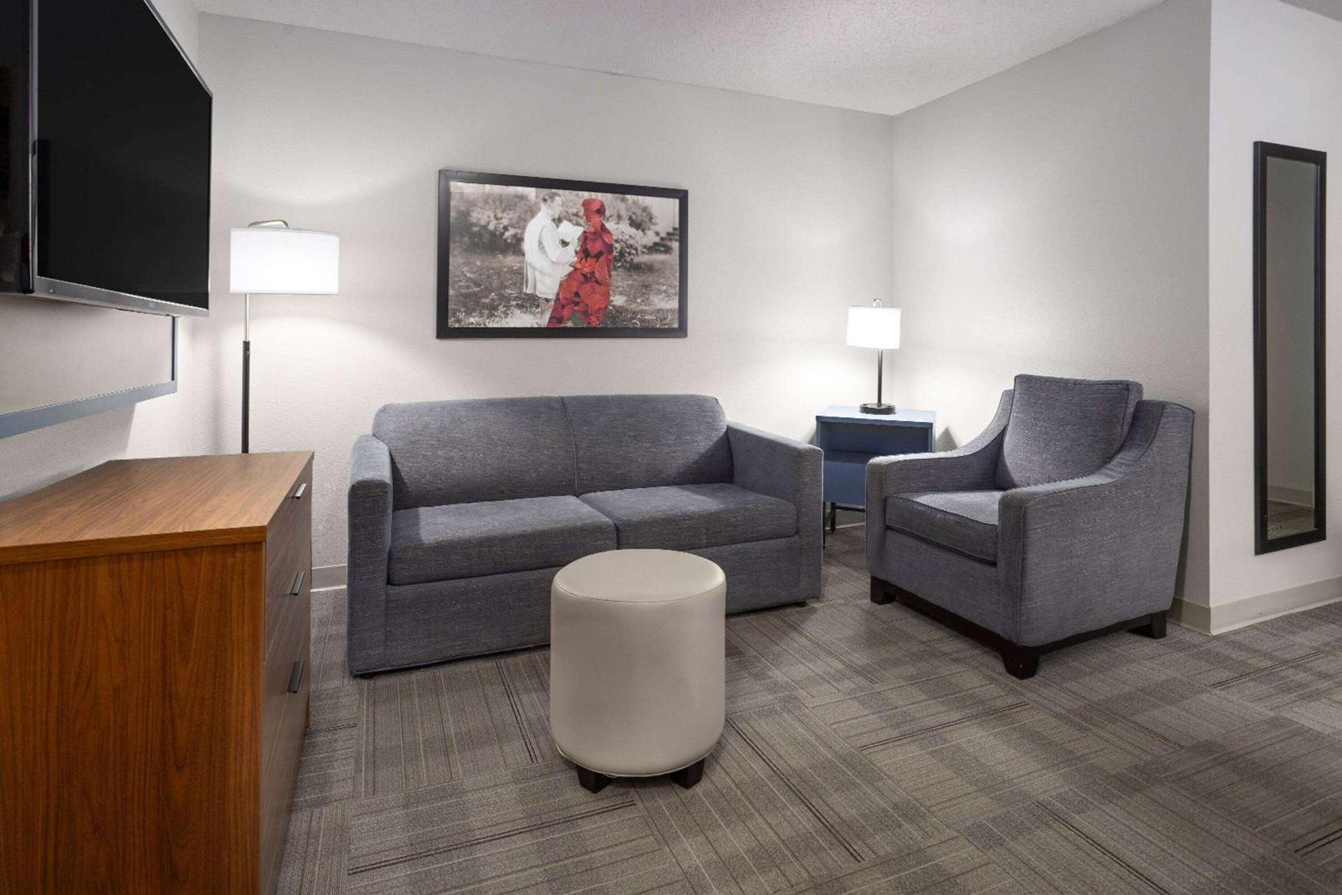 AmericInn by Wyndham Iron Mountain photo 25