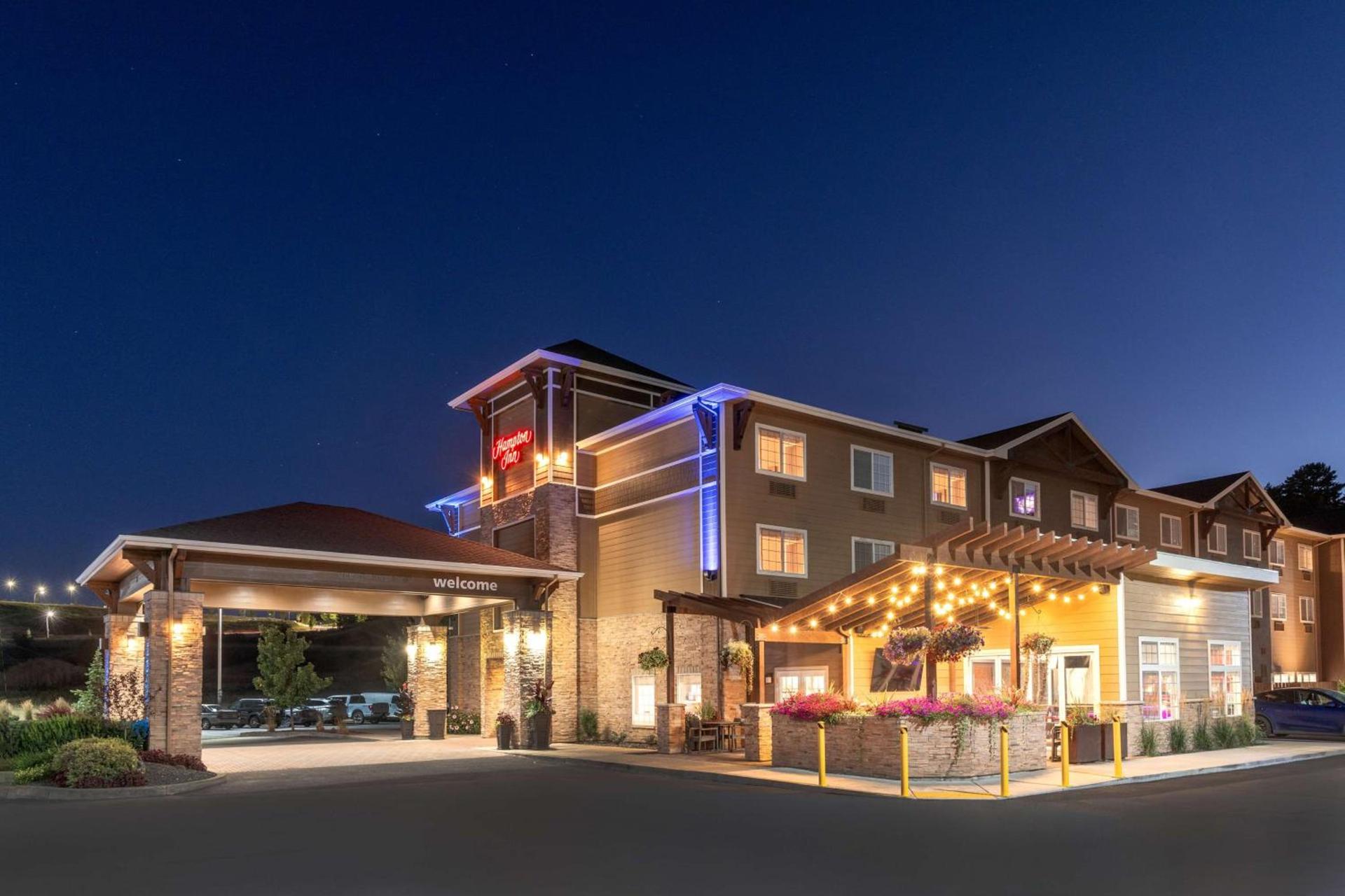 Hampton Inn Pullman photo 2