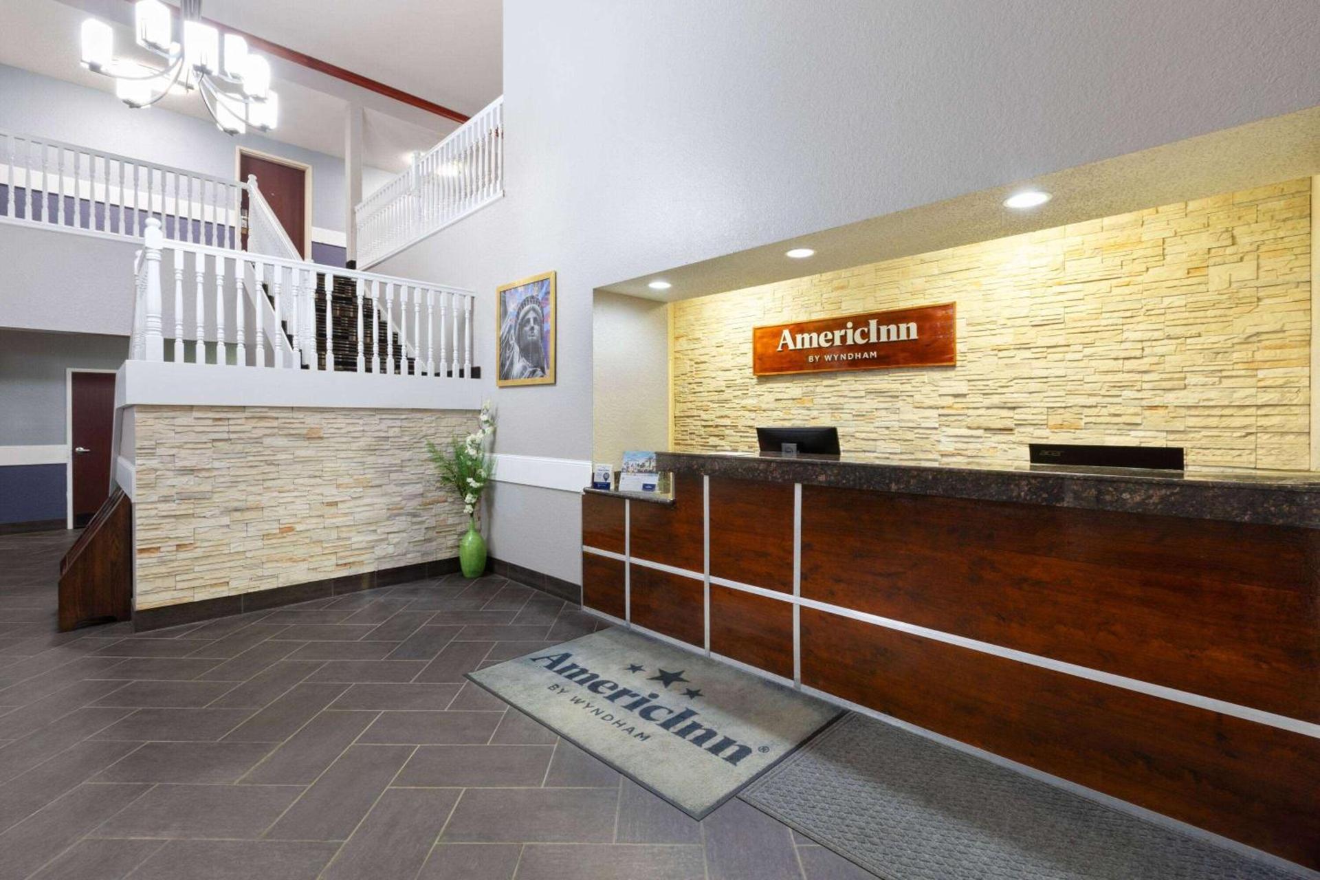 AmericInn by Wyndham Grinnell photo 6