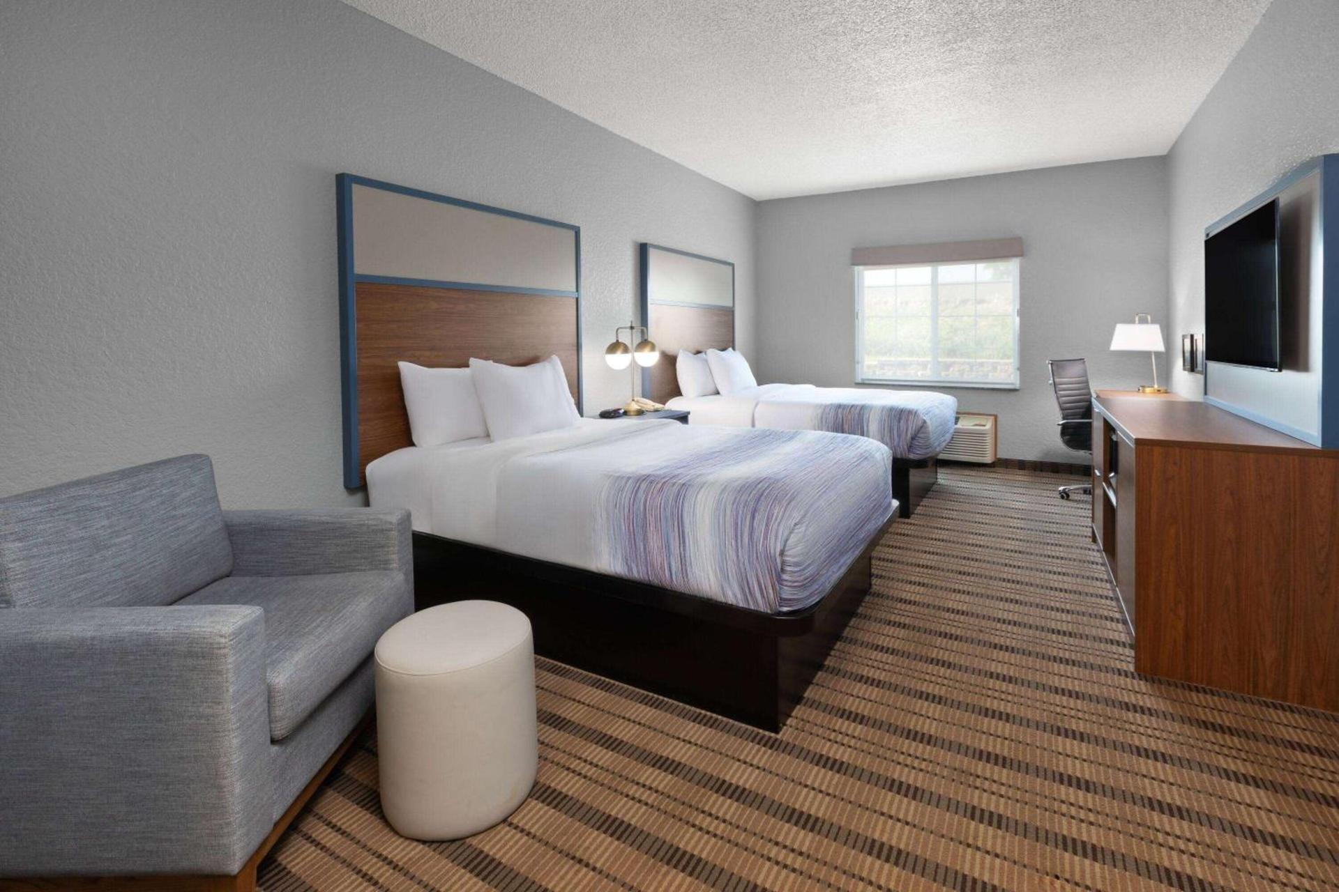 AmericInn by Wyndham Grinnell photo 18