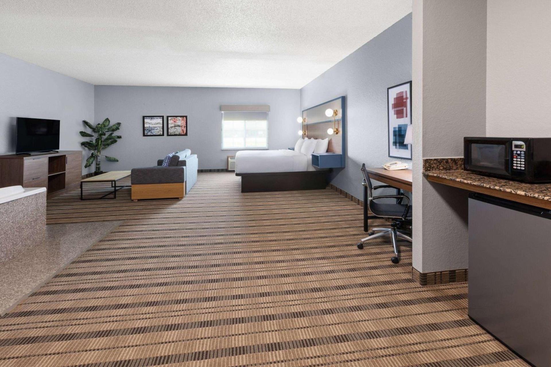 AmericInn by Wyndham Grinnell photo 22