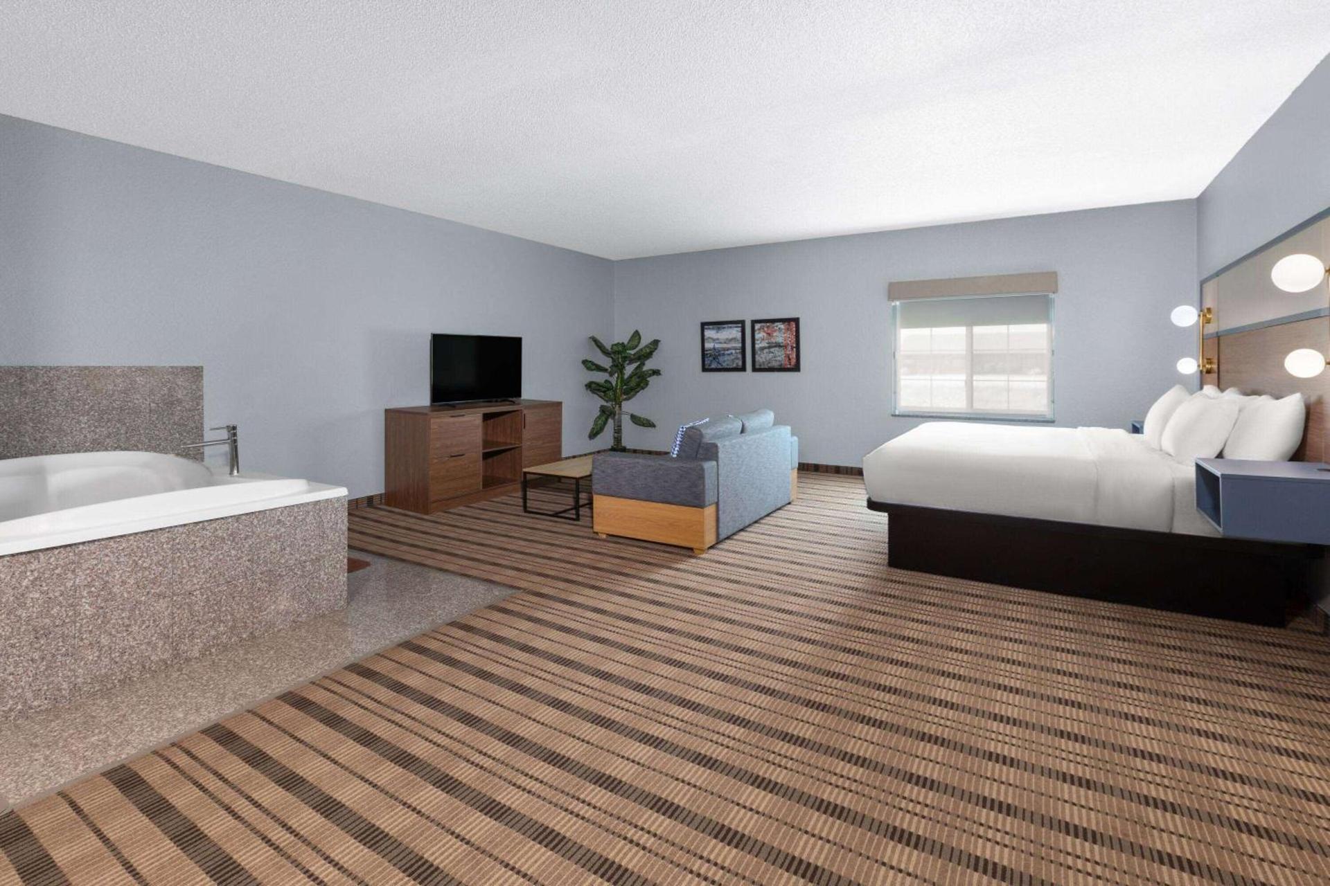 AmericInn by Wyndham Grinnell photo 24