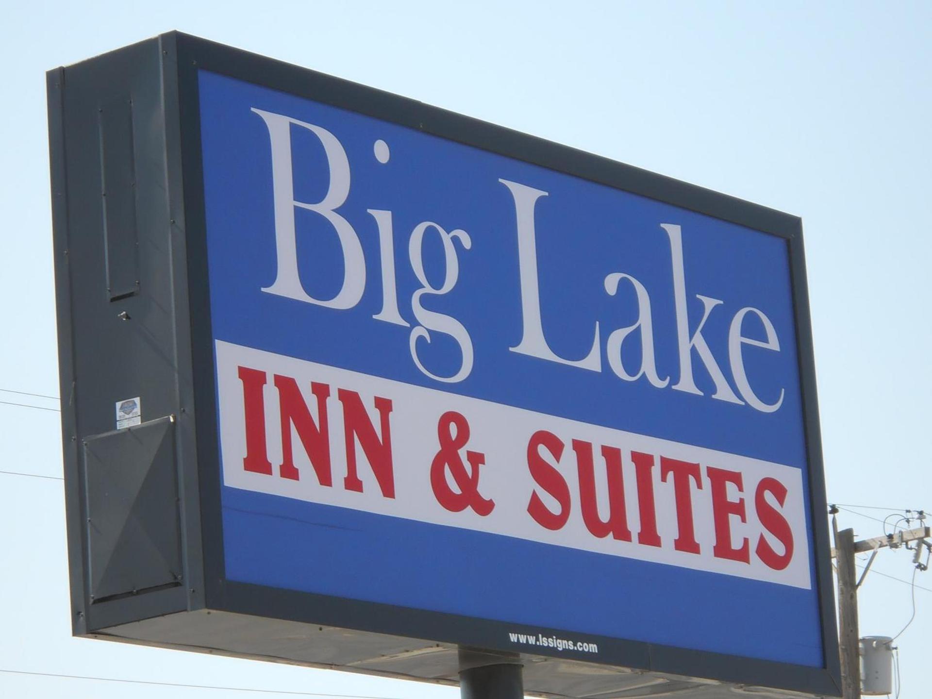 Big Lake Inn and Suites photo 8