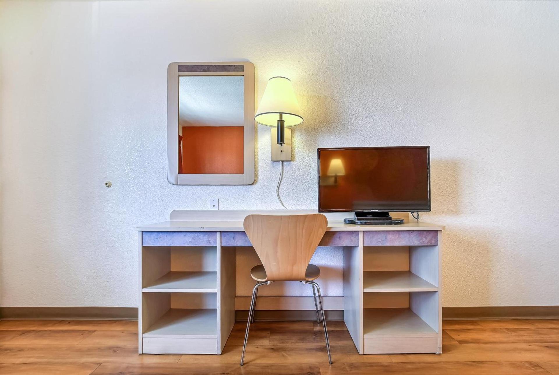 Park Inn by Radisson, Livermore photo 24