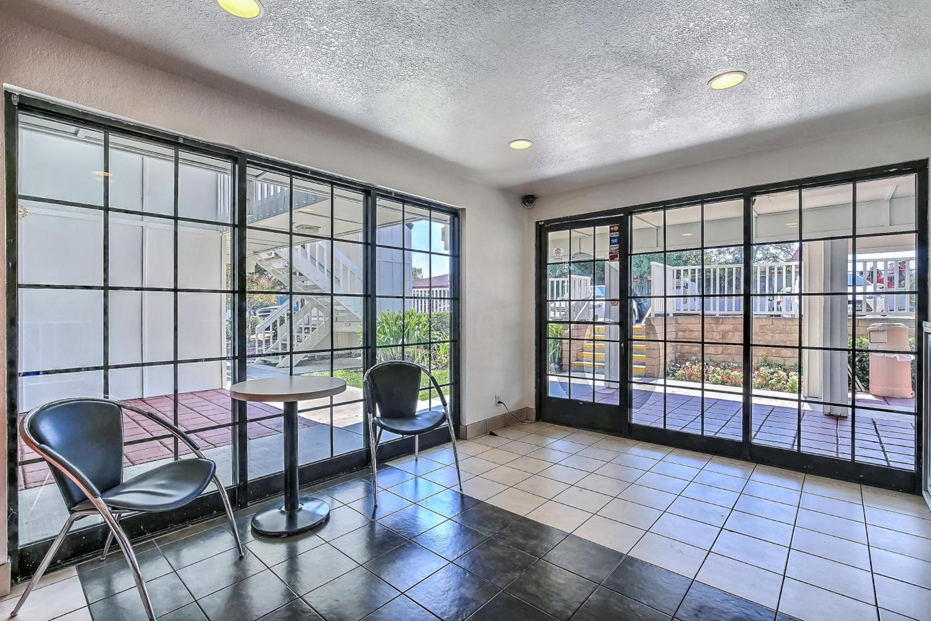 Park Inn by Radisson, Livermore photo 27