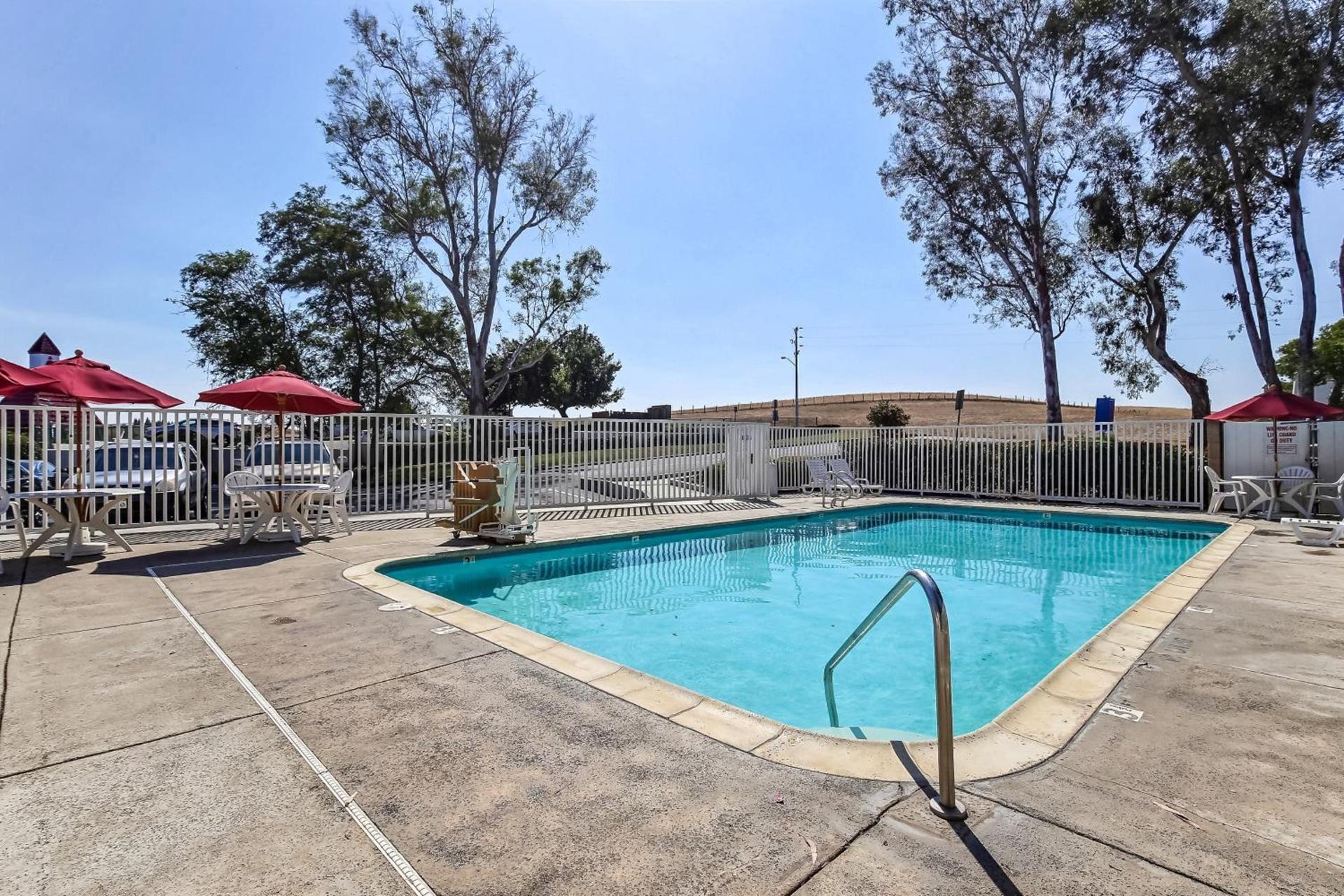 Park Inn by Radisson, Livermore photo 13