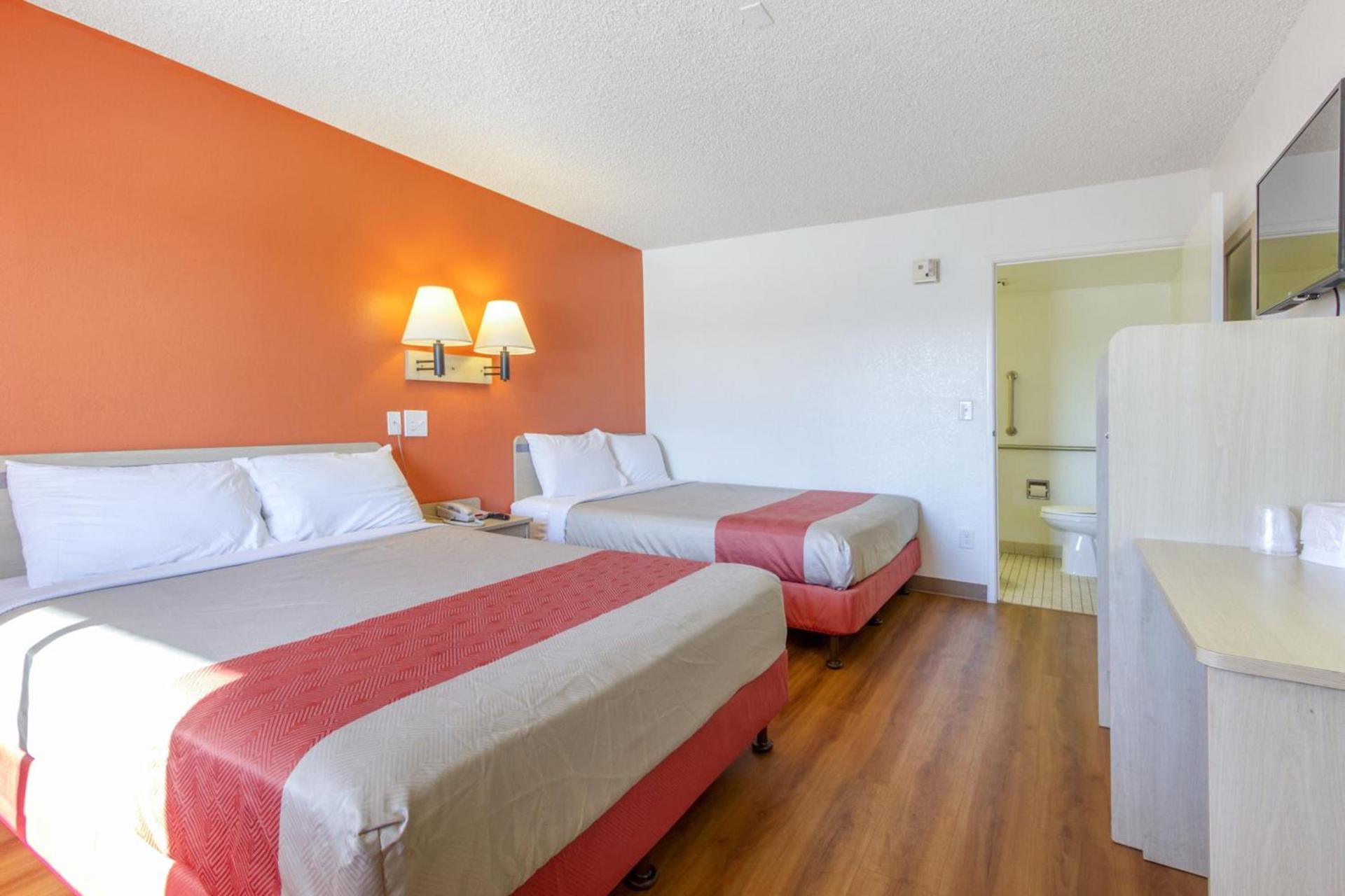 Motel 6-Phoenix, AZ - Airport - 24th Street photo 11