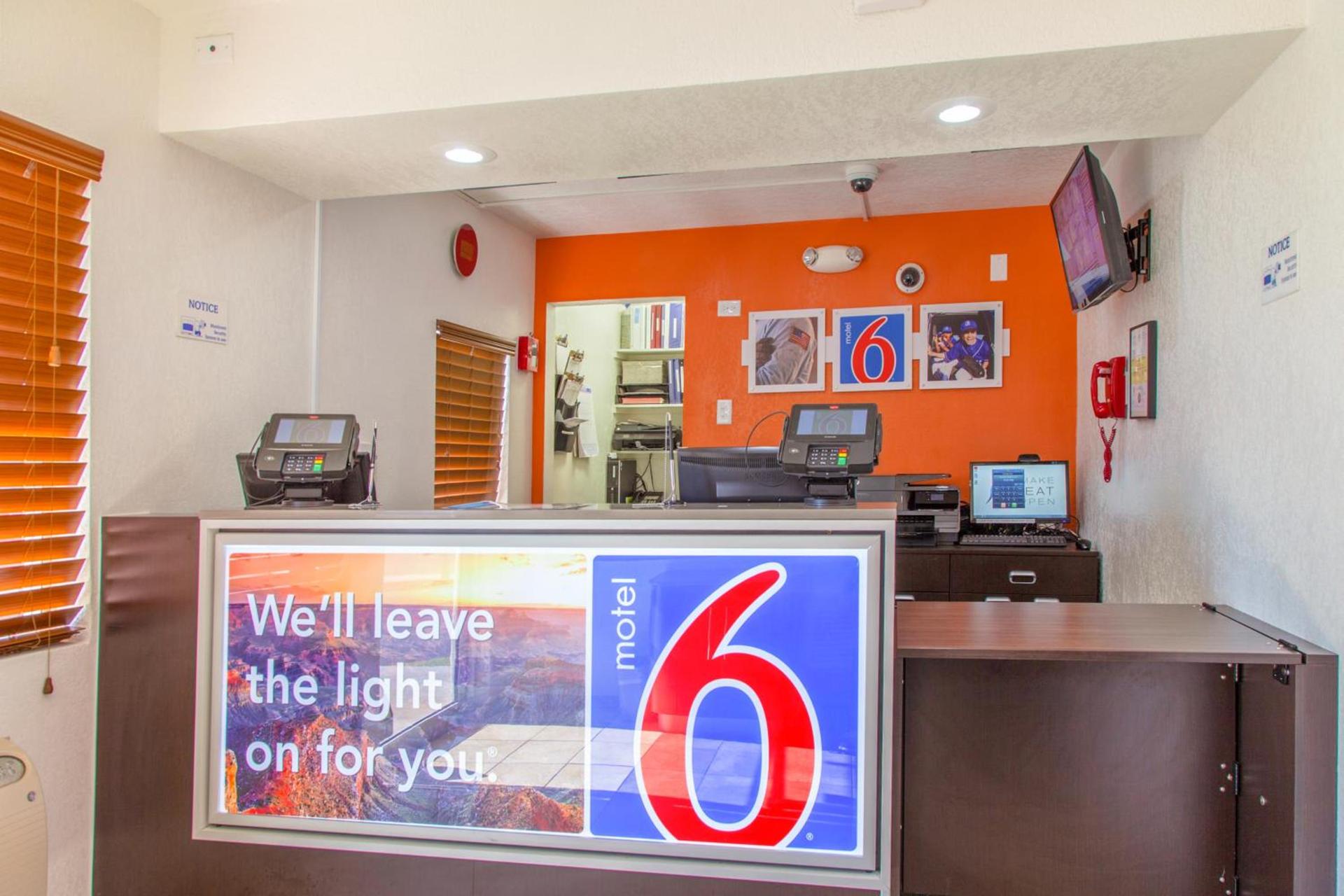 Motel 6-Phoenix, AZ - Airport - 24th Street photo 19