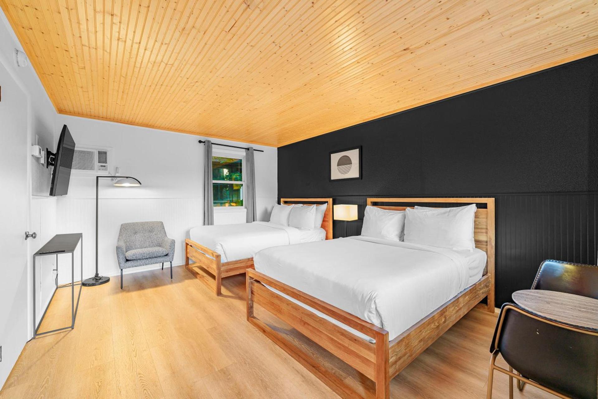 Placid Bay Hotel photo 28