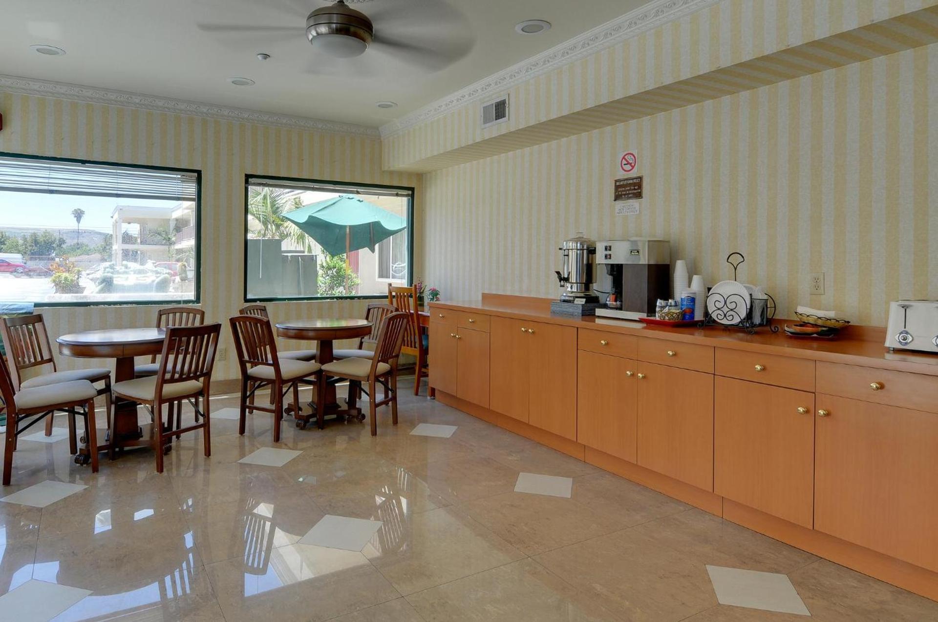 Vagabond Inn Hacienda Heights photo 12