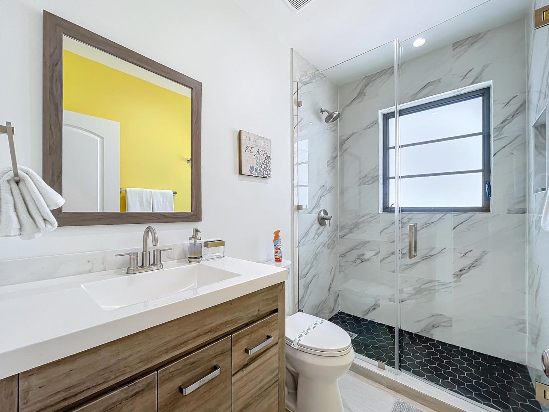 Los Patios Home Suites photo 24