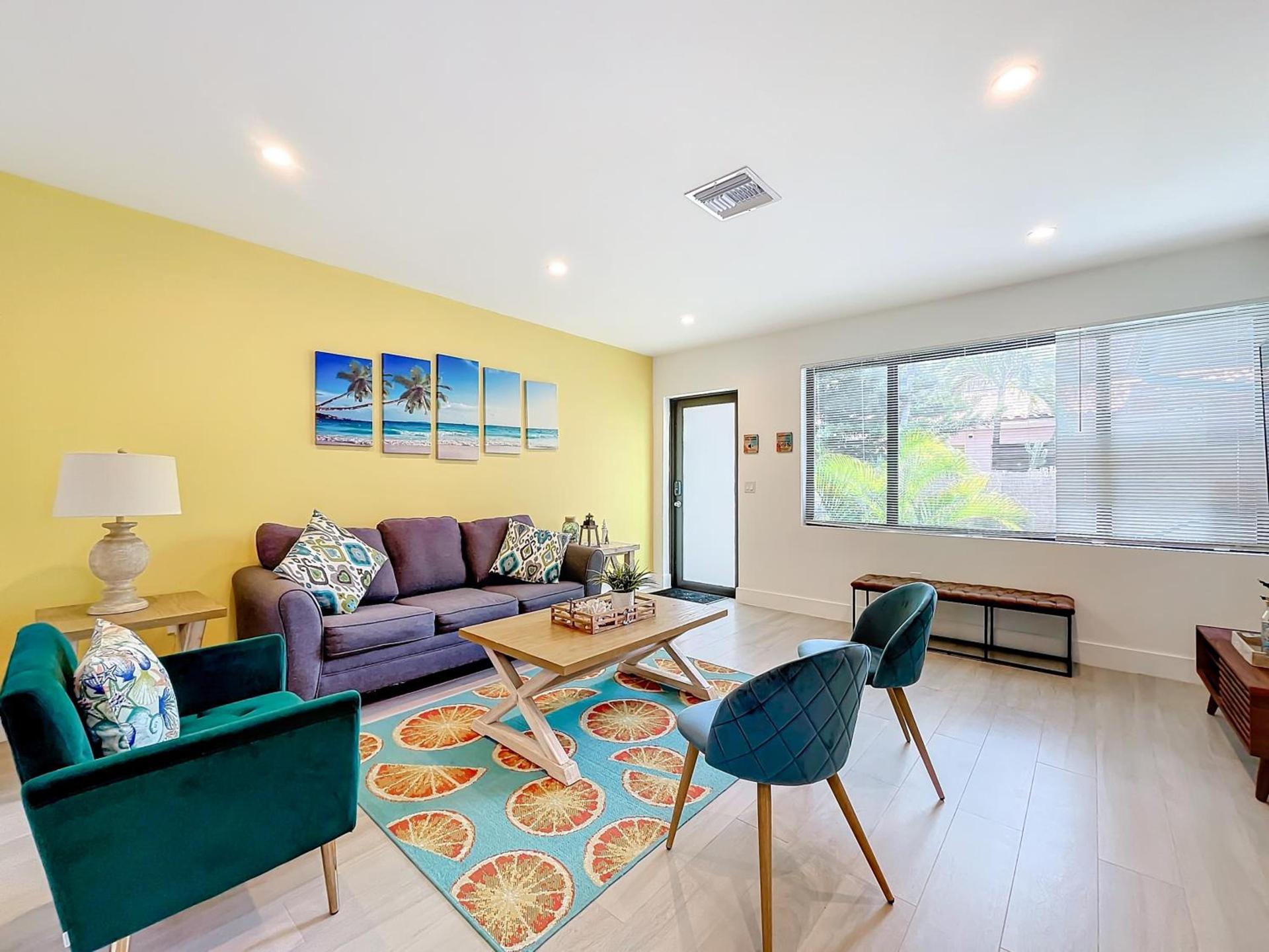 Los Patios Home Suites photo 23