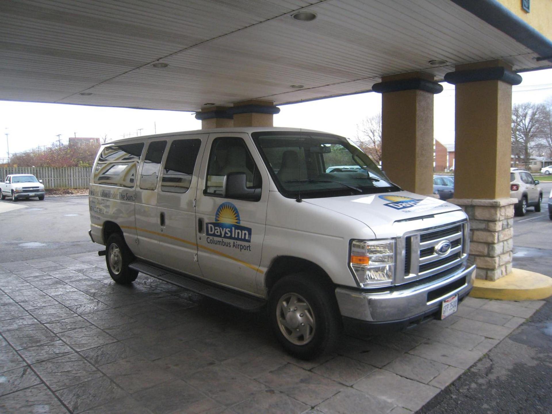 Days Inn by Wyndham Columbus Airport photo 39