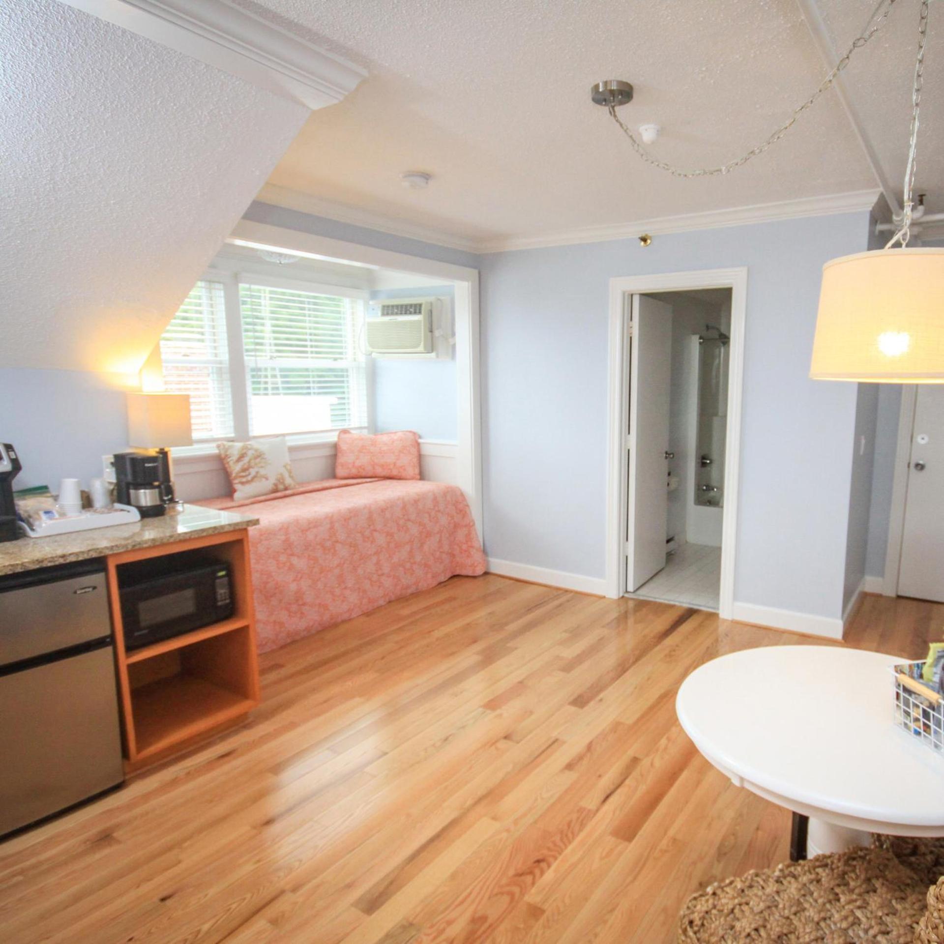 Island House Hotel photo 71