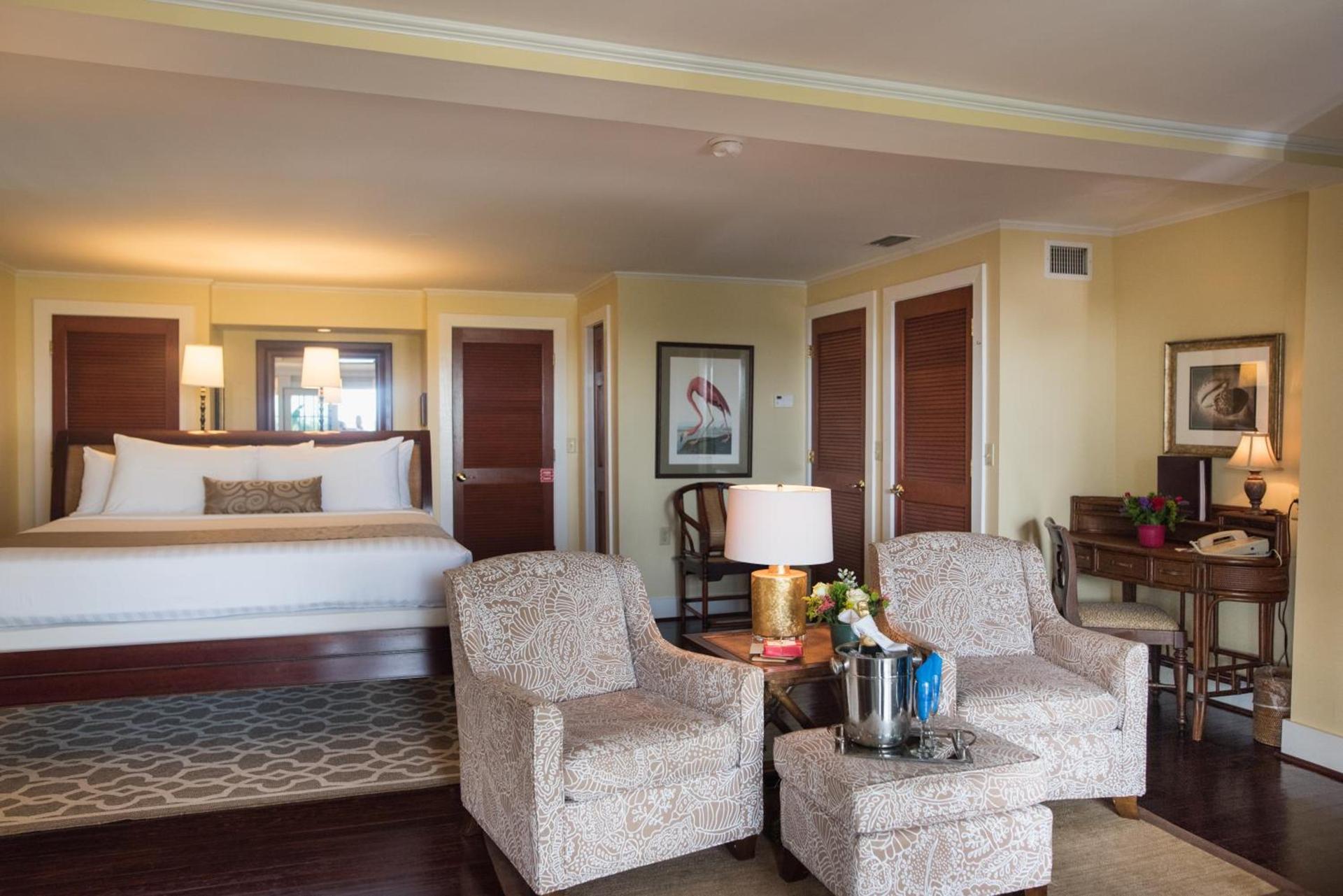 Elizabeth Pointe Lodge photo 26