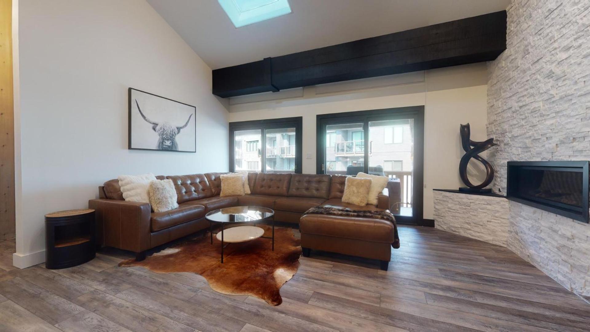 Enzian - CoralTree Residence Collection photo 12