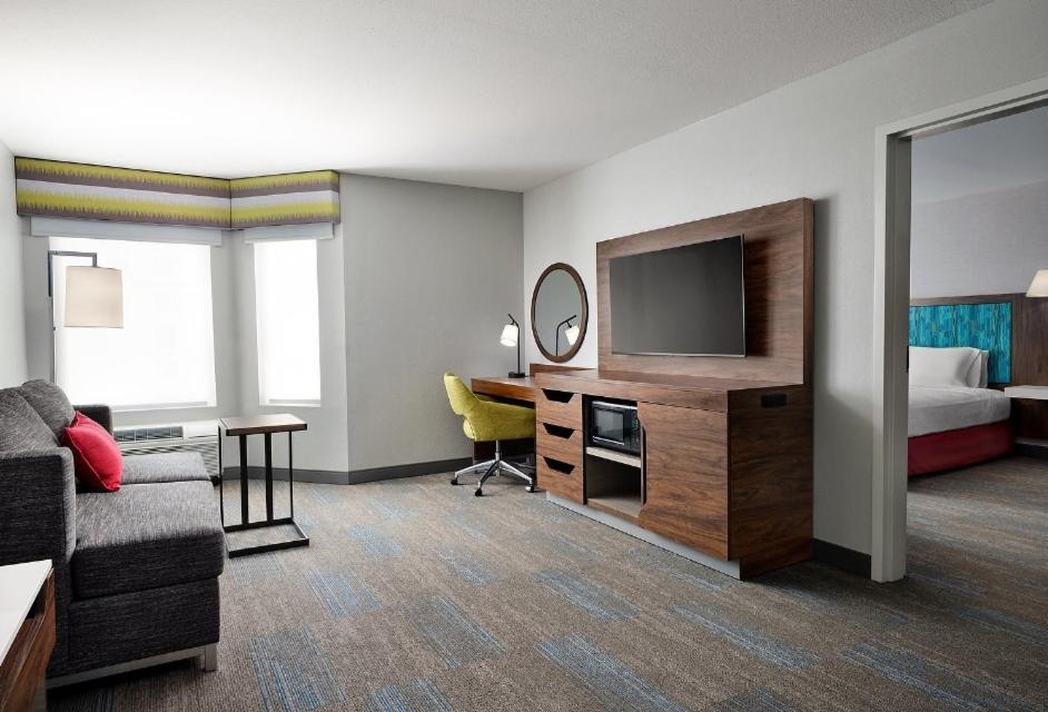 Hampton Inn San Diego/Del Mar photo 2